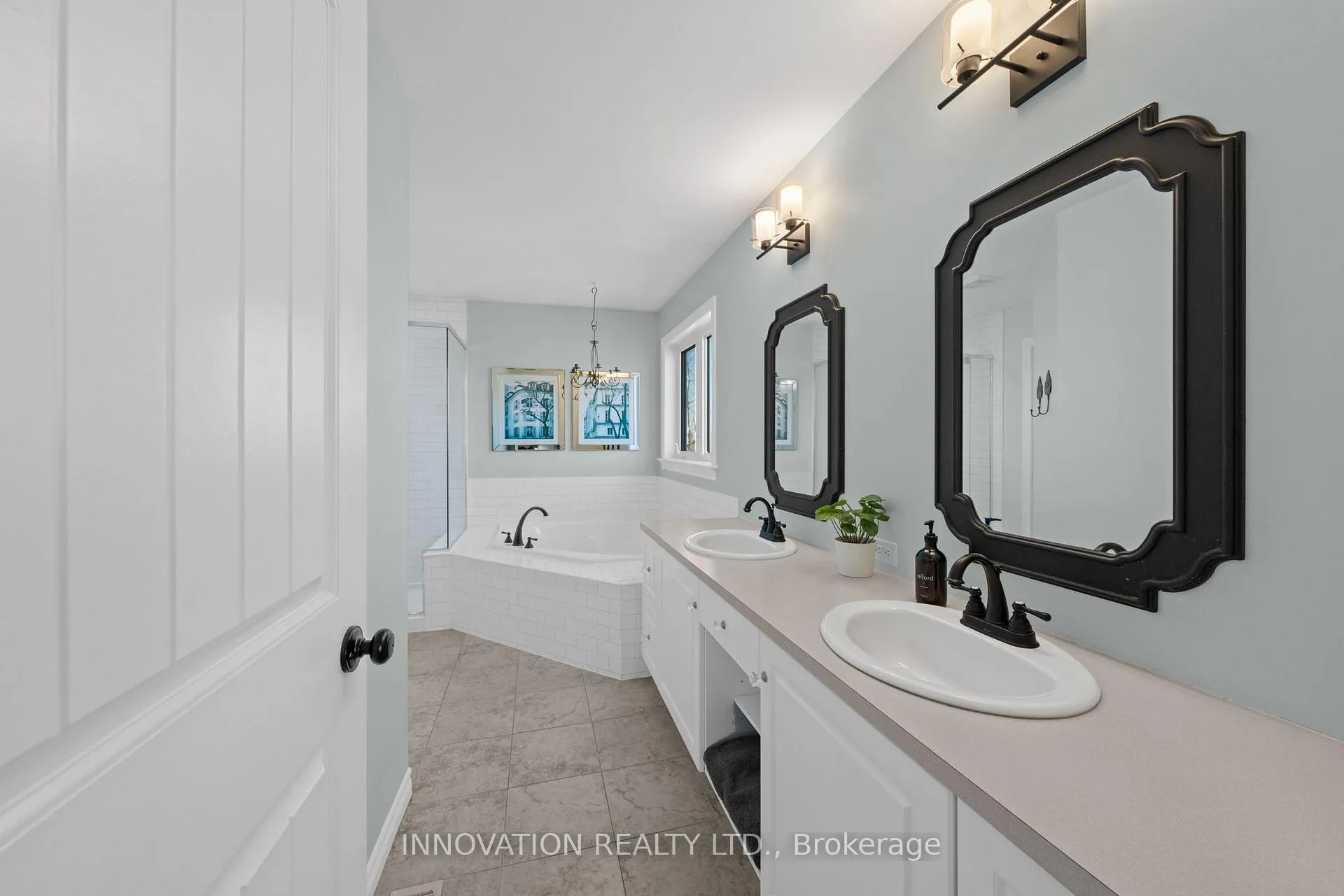 Photo 18 of 122 Corndav Way, Ottawa, Richmond — HOMEH
