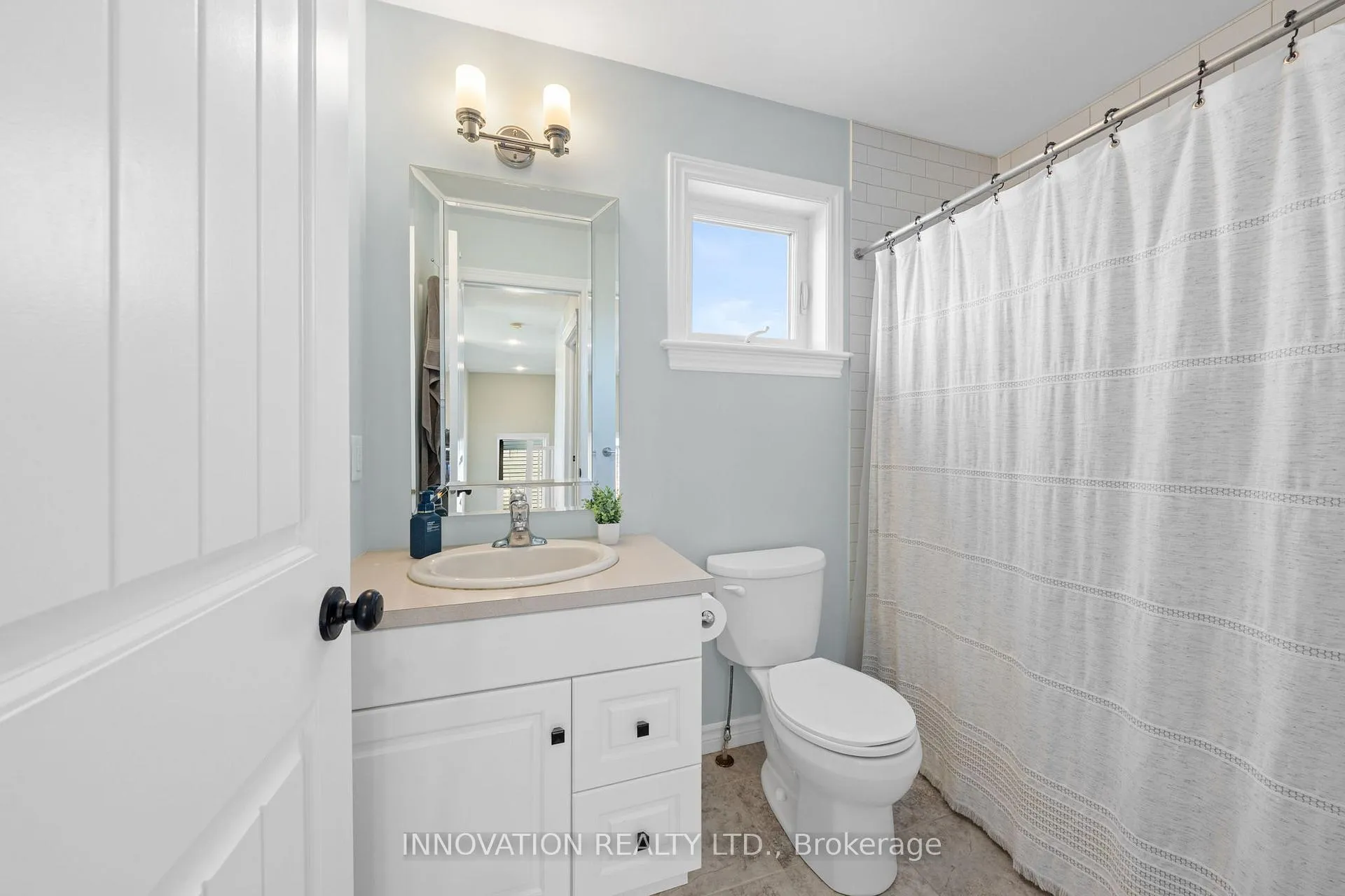 Photo 26 of 122 Corndav Way, Ottawa, Richmond — HOMEH
