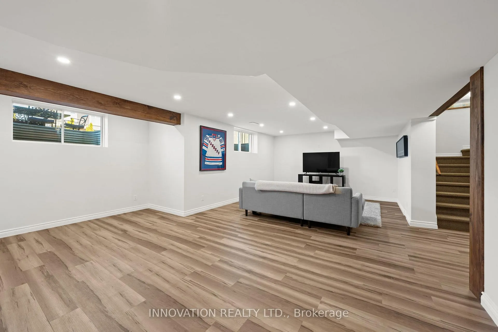 Photo 29 of 122 Corndav Way, Ottawa, Richmond — HOMEH