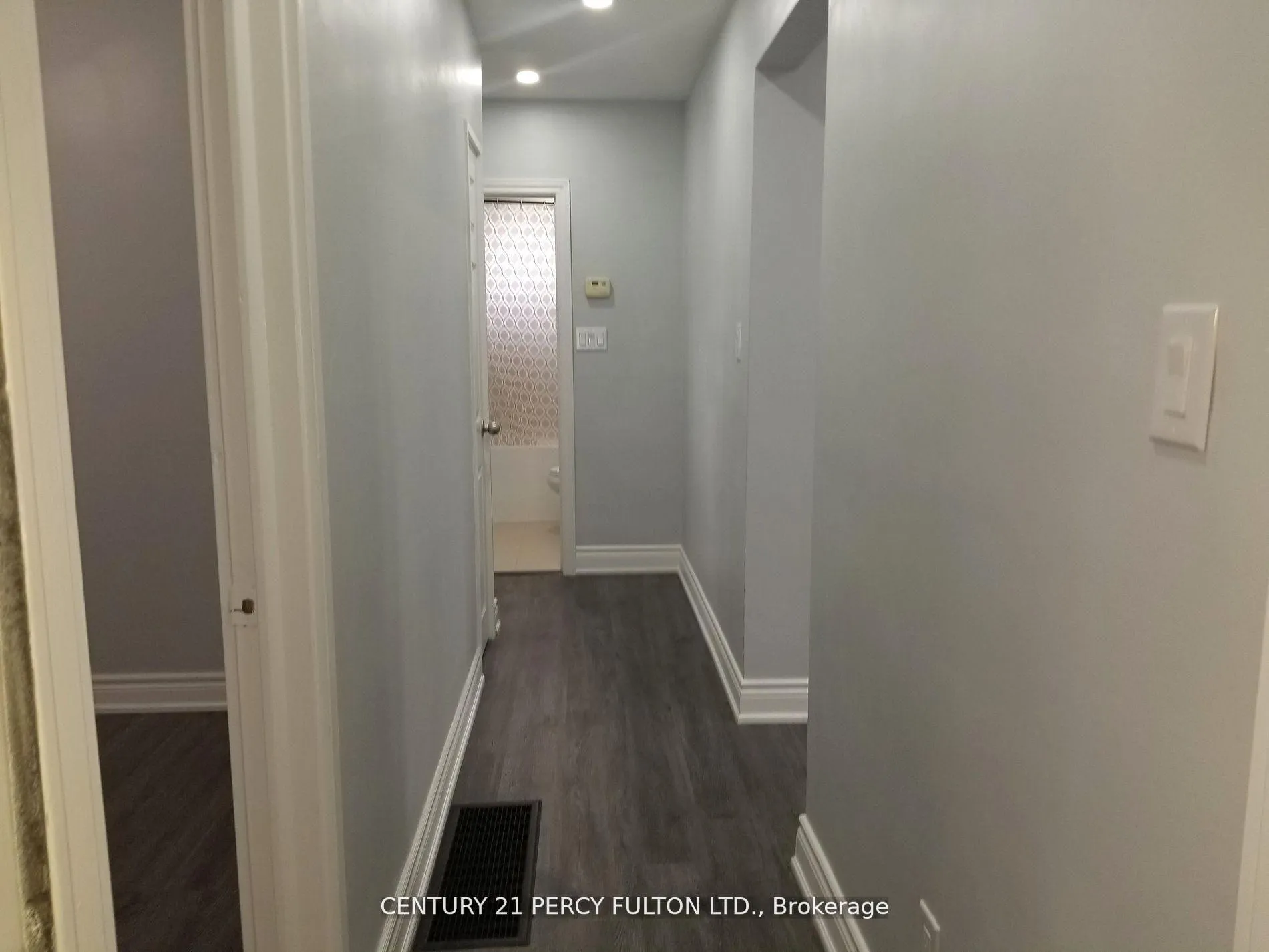 Photo 5 of 1033 Centre Street N, Whitby, Williamsburg — HOMEH