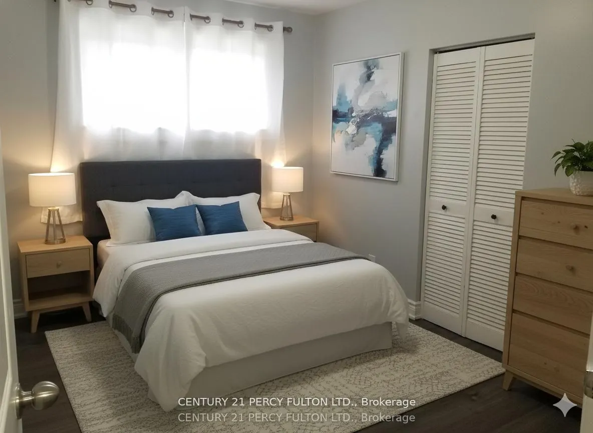 Photo 7 of 1033 Centre Street N, Whitby, Williamsburg — HOMEH