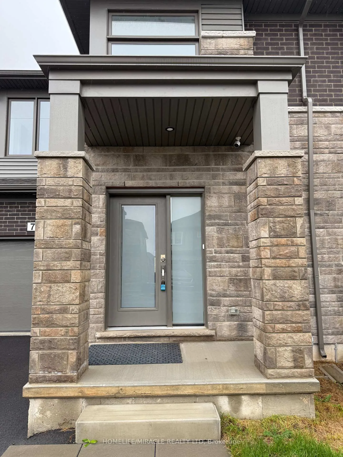 Photo 3 of 72 Samuel Avenue, Pelham, Fonthill — HOMEH