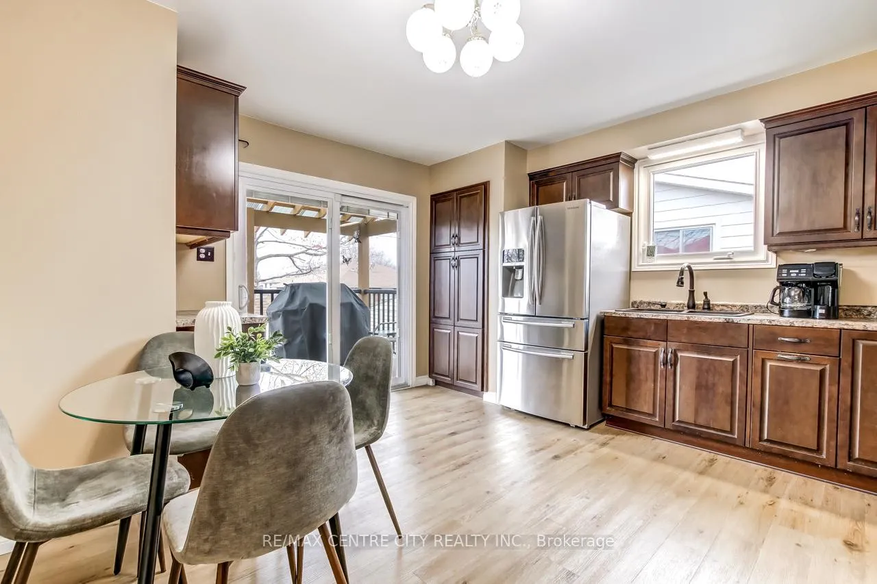 Photo 6 of 50 Erinlea Drive, St. Thomas — HOMEH