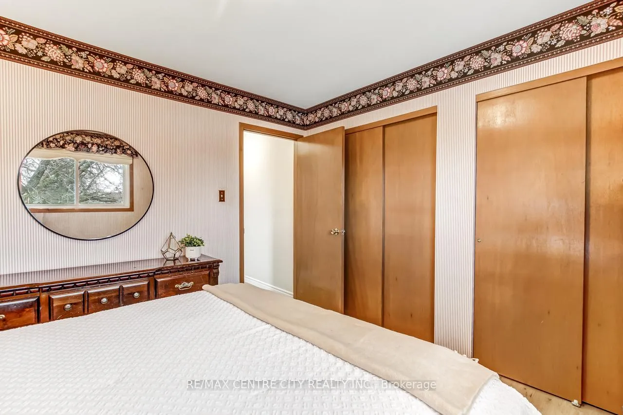 Photo 13 of 50 Erinlea Drive, St. Thomas — HOMEH