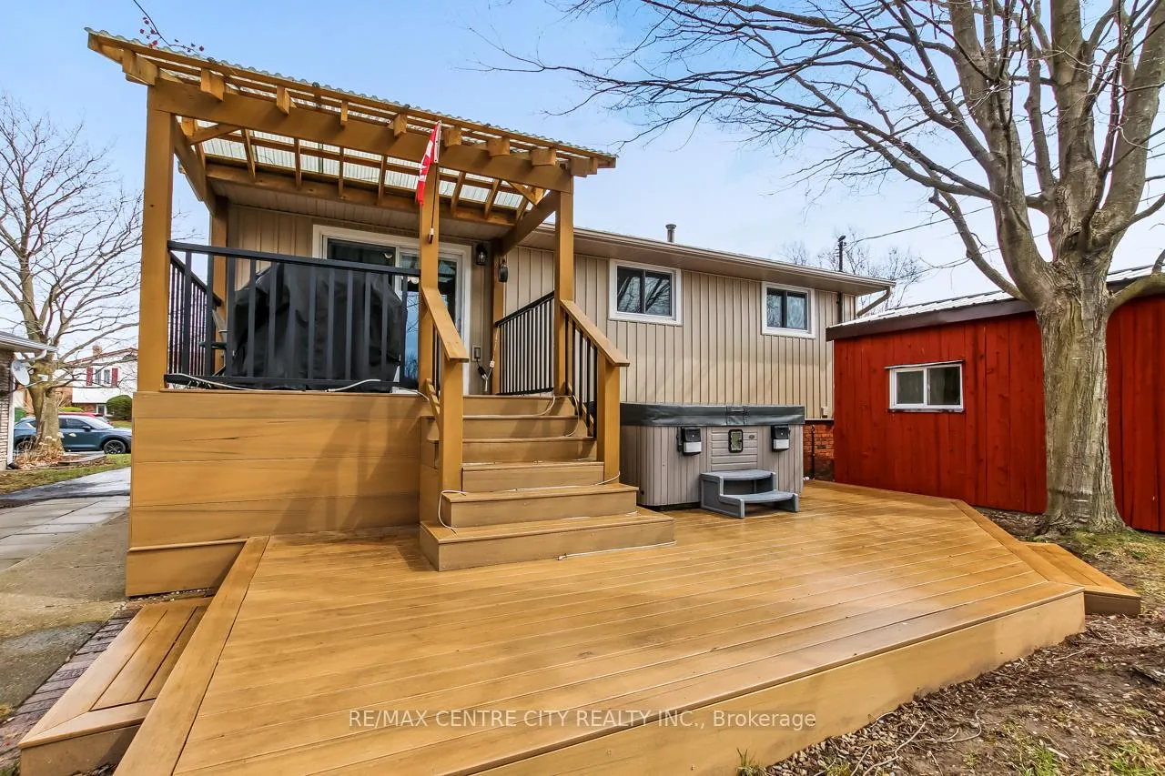 Photo 22 of 50 Erinlea Drive, St. Thomas — HOMEH
