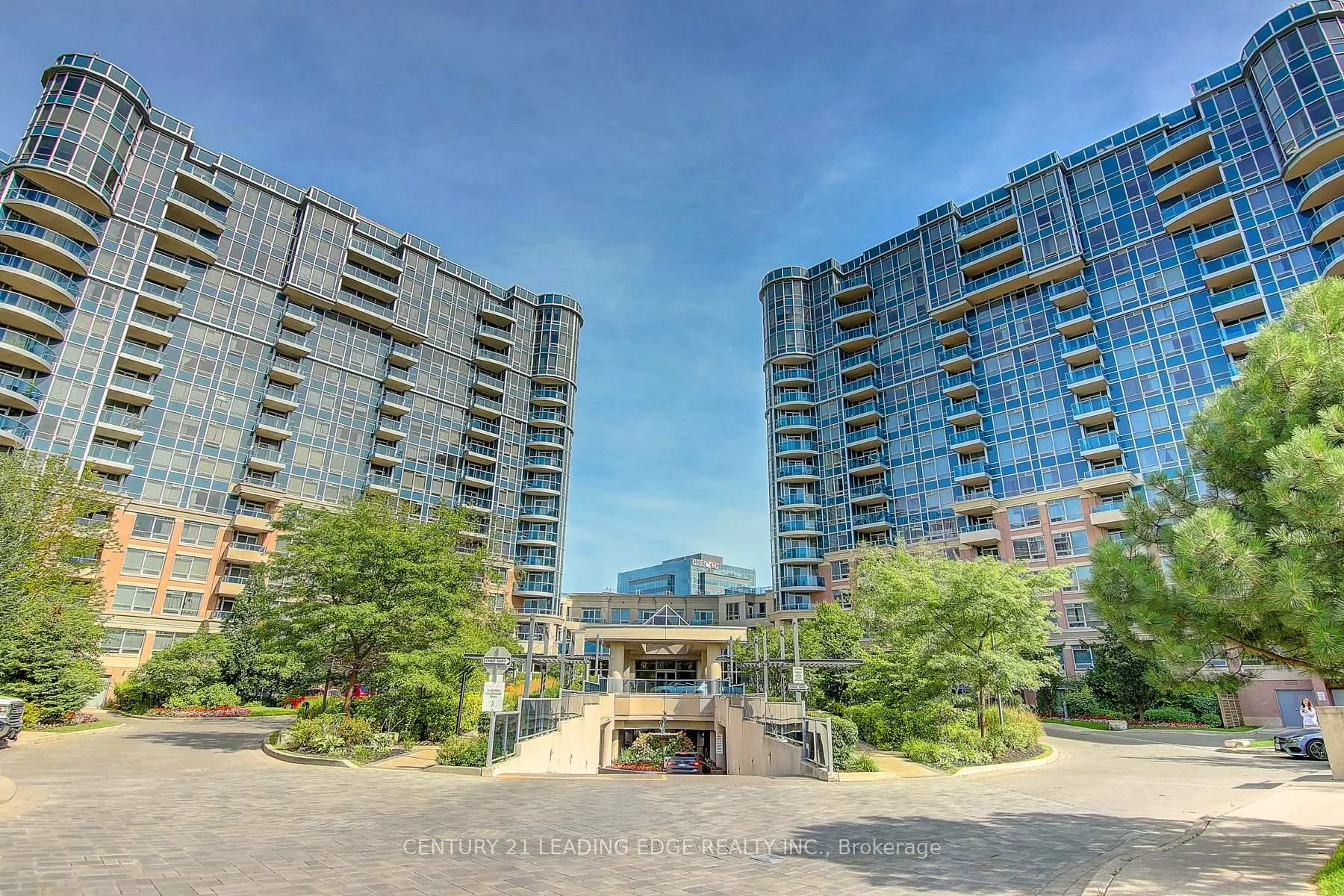 Photo 4 of Unit 228, 33 Cox Boulevard, Markham, Unionville — HOMEH