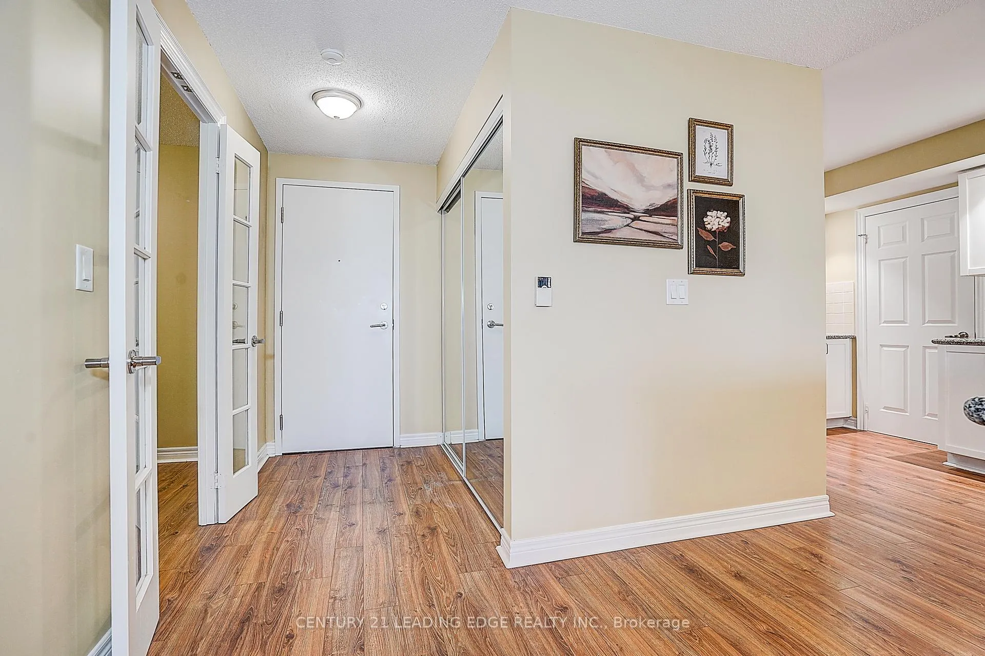 Photo 9 of Unit 228, 33 Cox Boulevard, Markham, Unionville — HOMEH