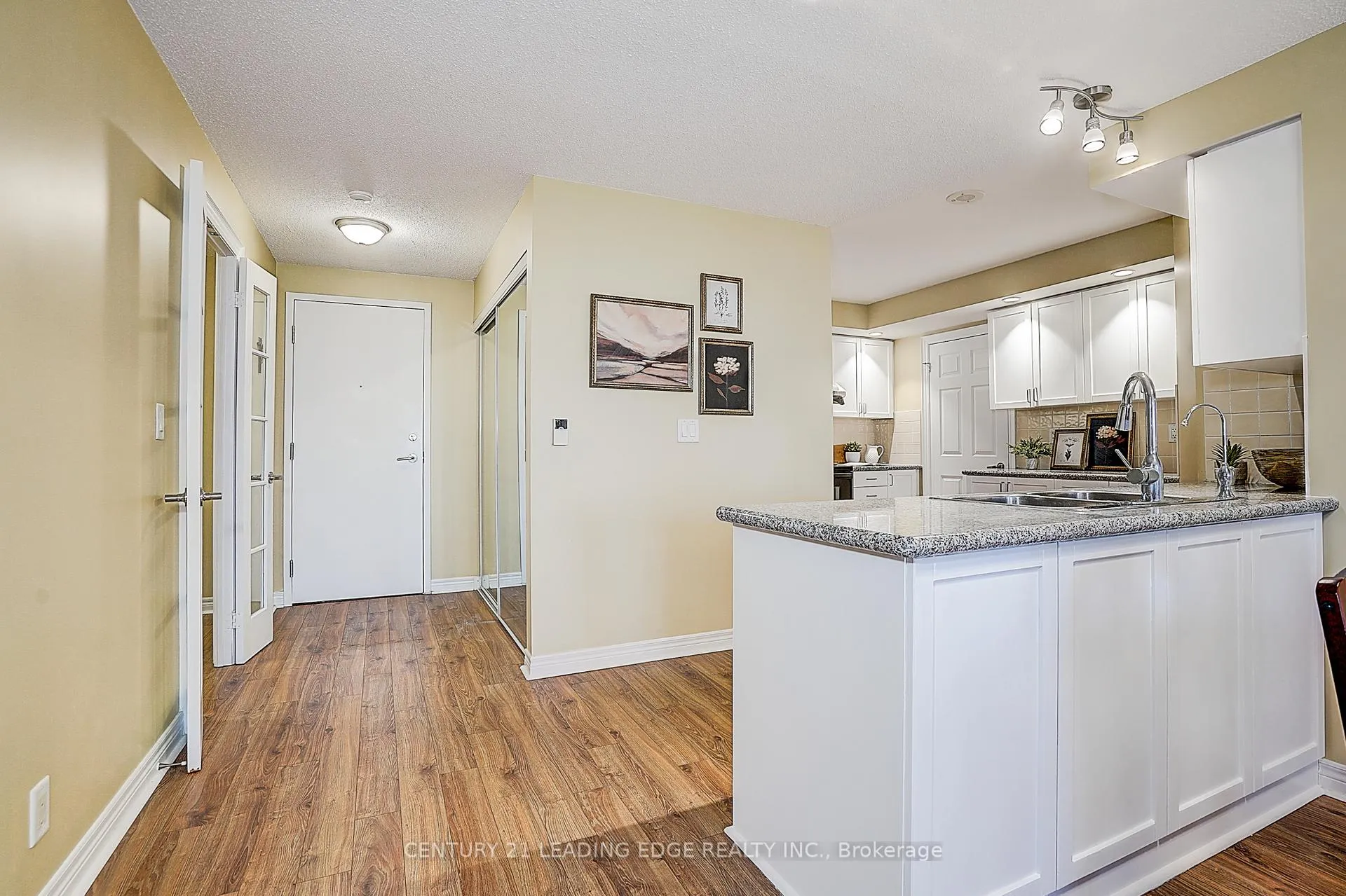 Photo 12 of Unit 228, 33 Cox Boulevard, Markham, Unionville — HOMEH