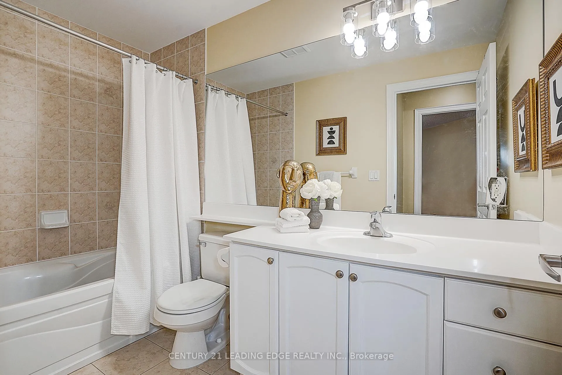 Photo 43 of Unit 228, 33 Cox Boulevard, Markham, Unionville — HOMEH