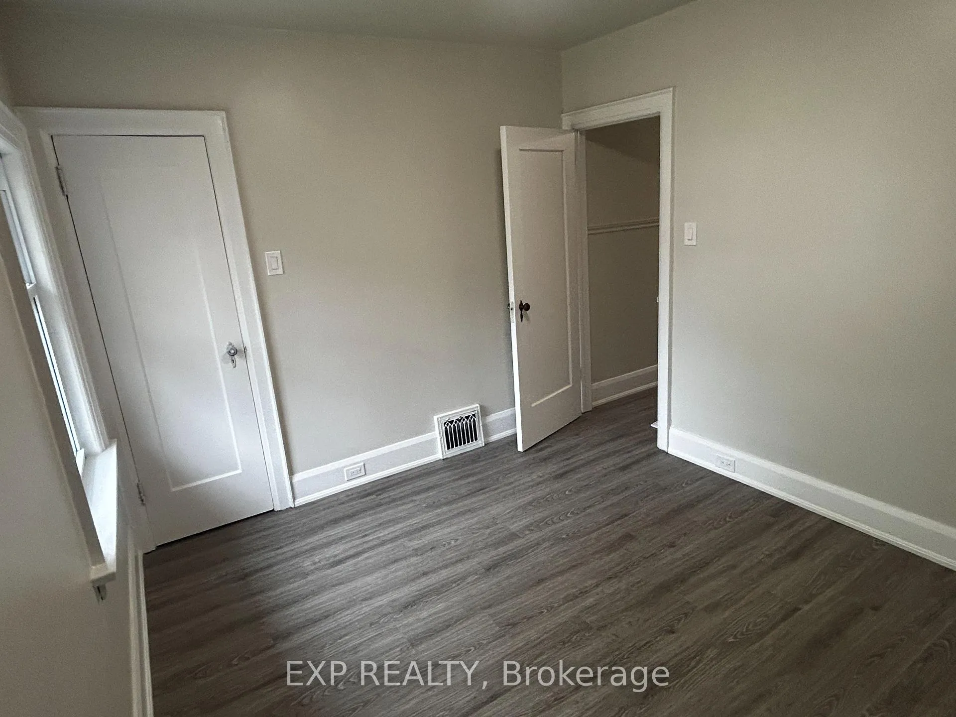 Photo 13 of 10 Junkin Street, St. Catharines, Downtown — HOMEH