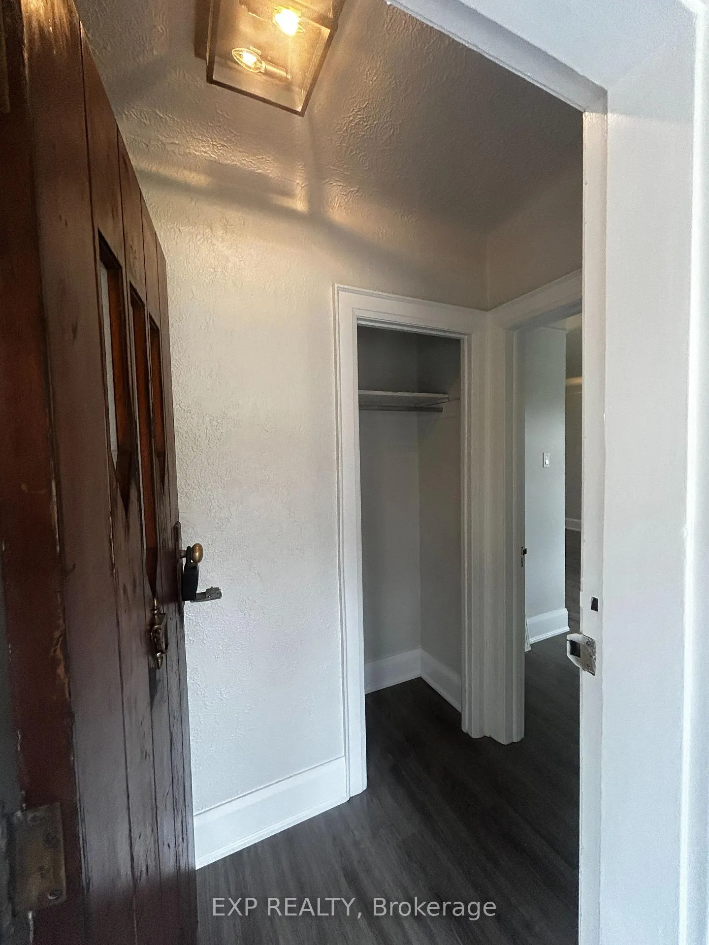 Photo 23 of 10 Junkin Street, St. Catharines, Downtown — HOMEH