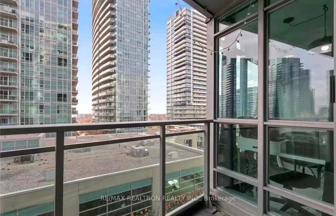 Photo 10 of Unit 710, 185 Legion Road N, Etobicoke, Mimico — HOMEH