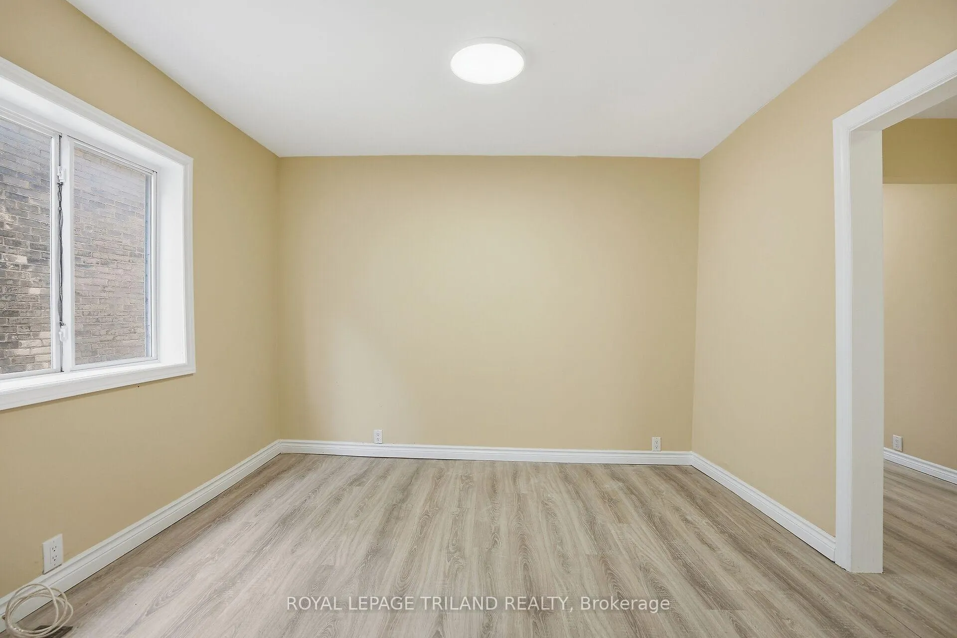 Photo 9 of 151 Waterloo Street, London, East K — HOMEH