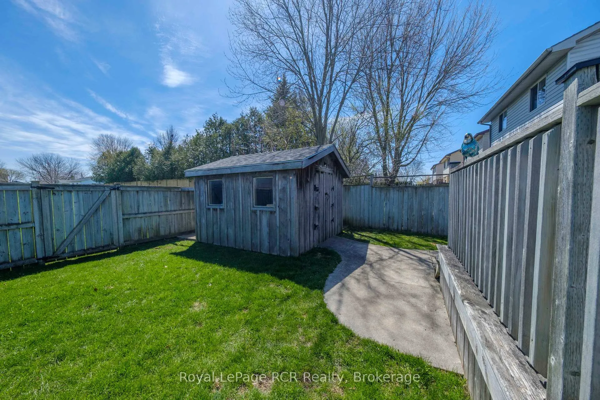 Photo 5 of 821 Mackendrick Drive, Kincardine — HOMEH