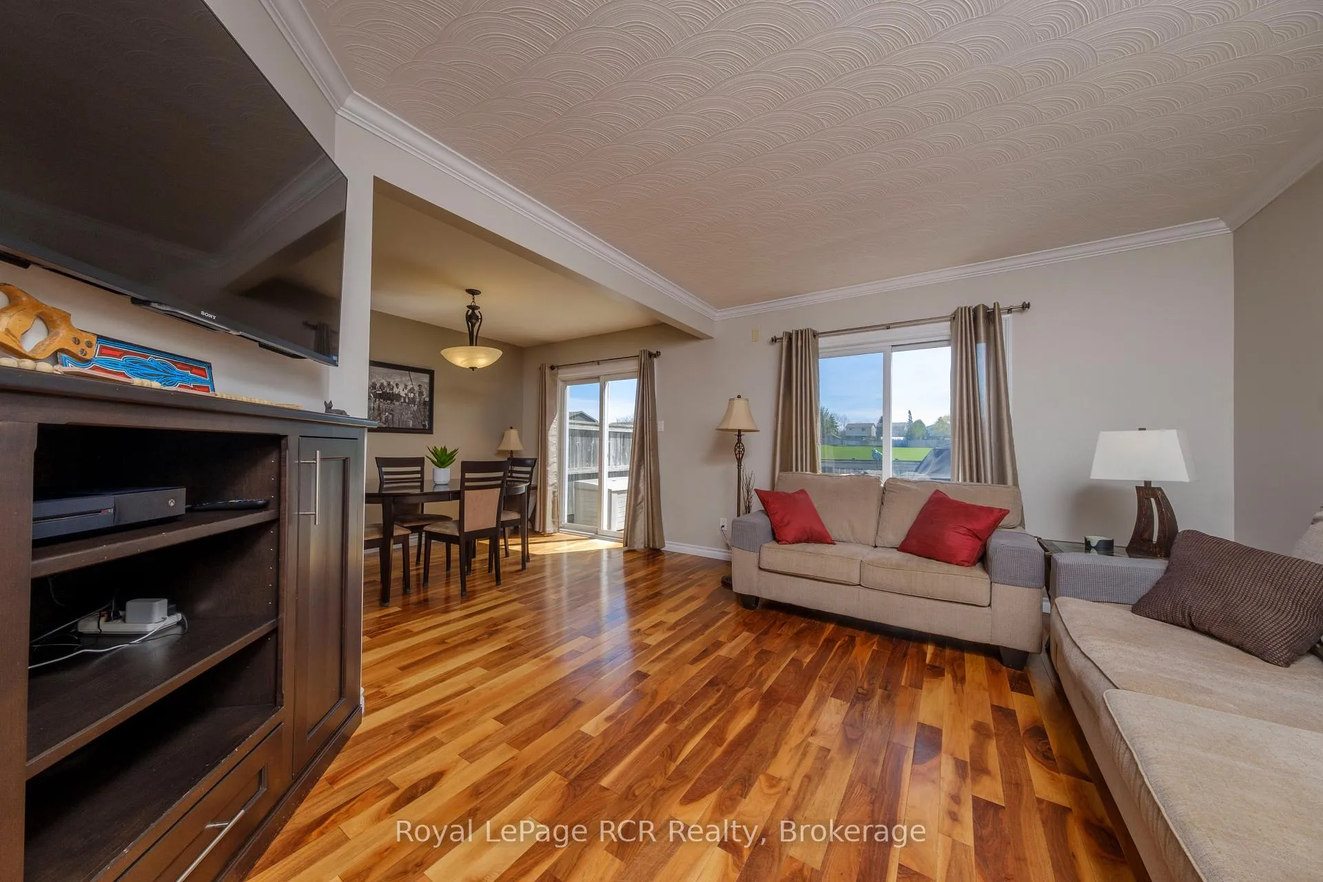 Photo 10 of 821 Mackendrick Drive, Kincardine — HOMEH