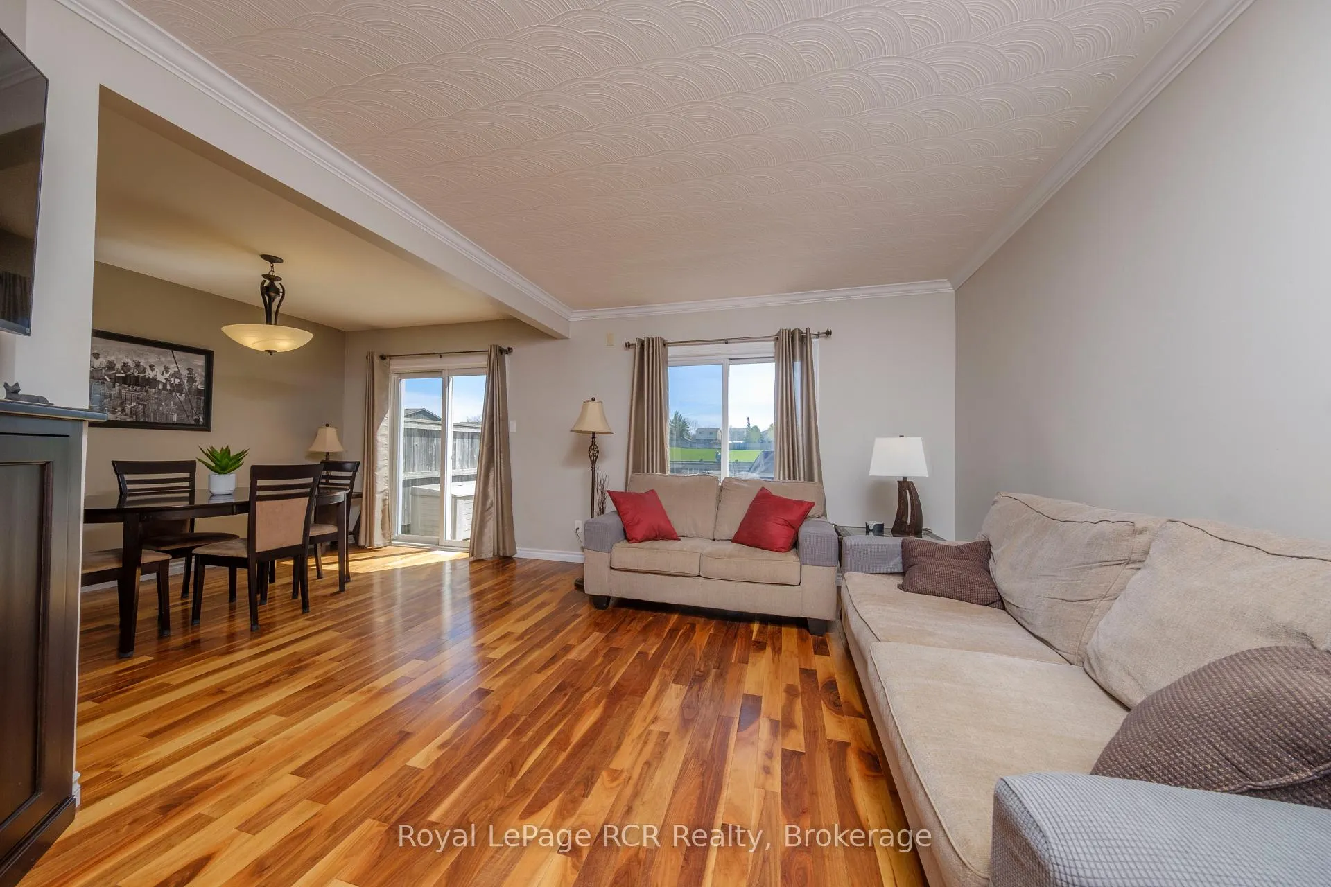Photo 11 of 821 Mackendrick Drive, Kincardine — HOMEH