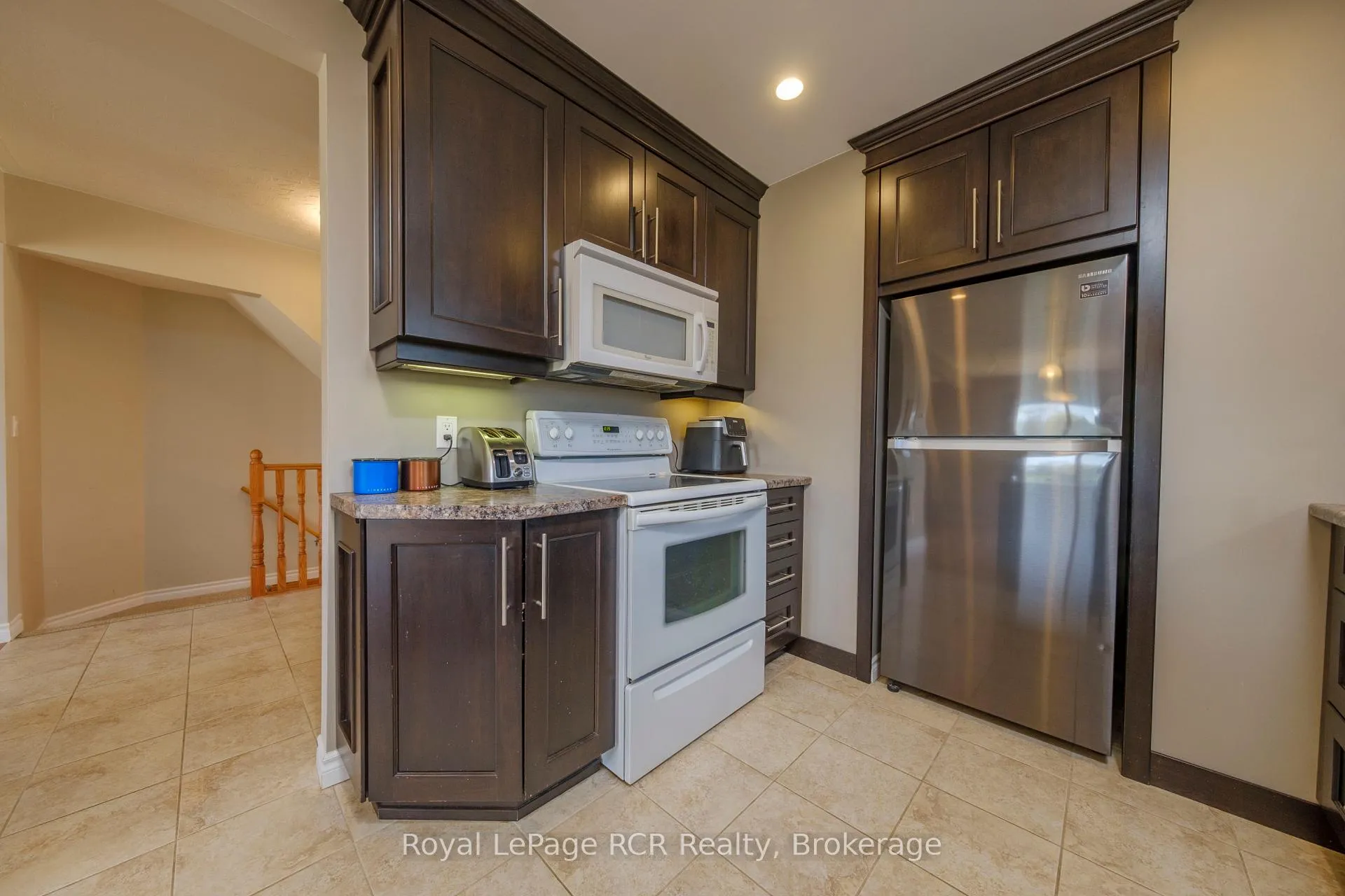 Photo 14 of 821 Mackendrick Drive, Kincardine — HOMEH