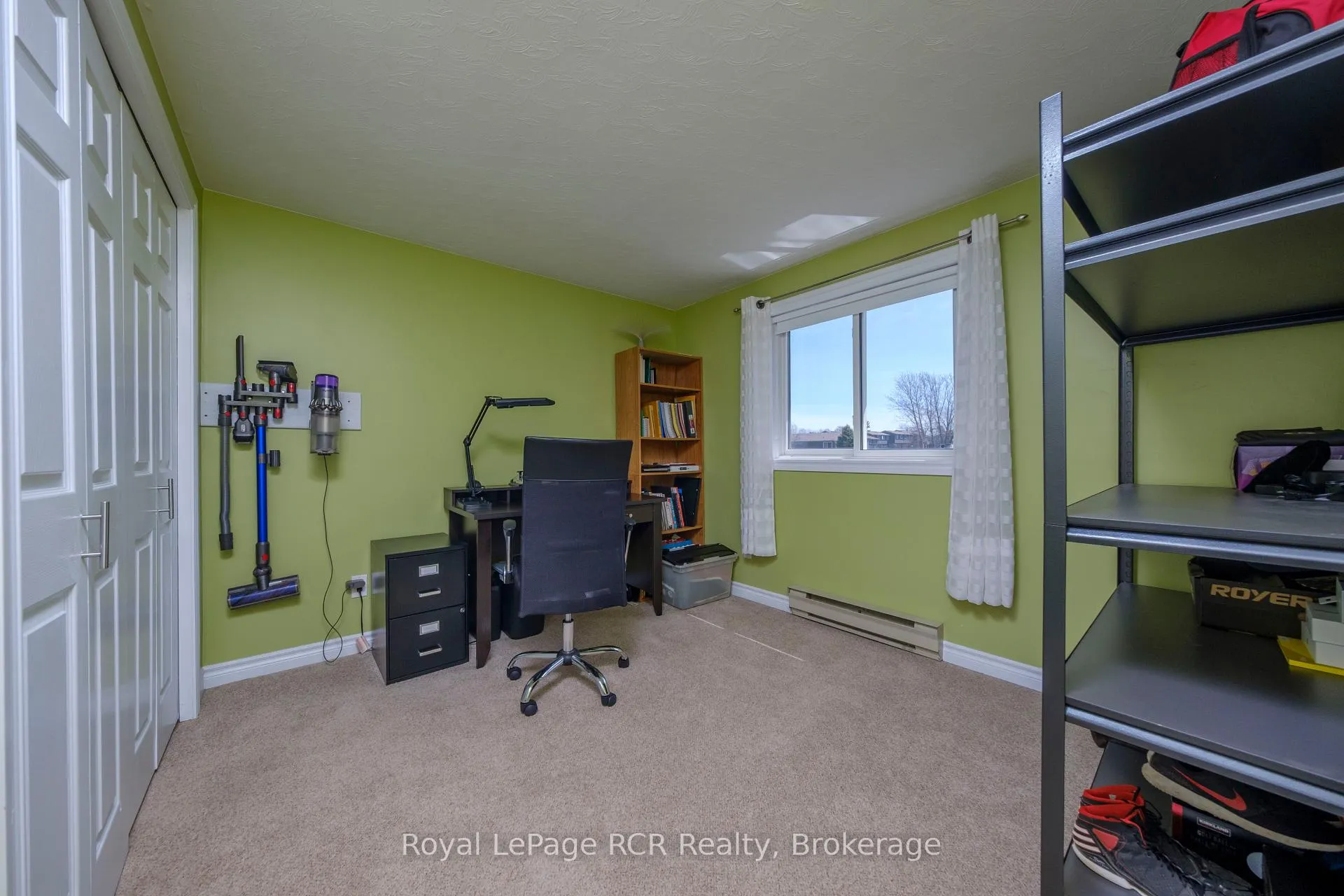 Photo 19 of 821 Mackendrick Drive, Kincardine — HOMEH