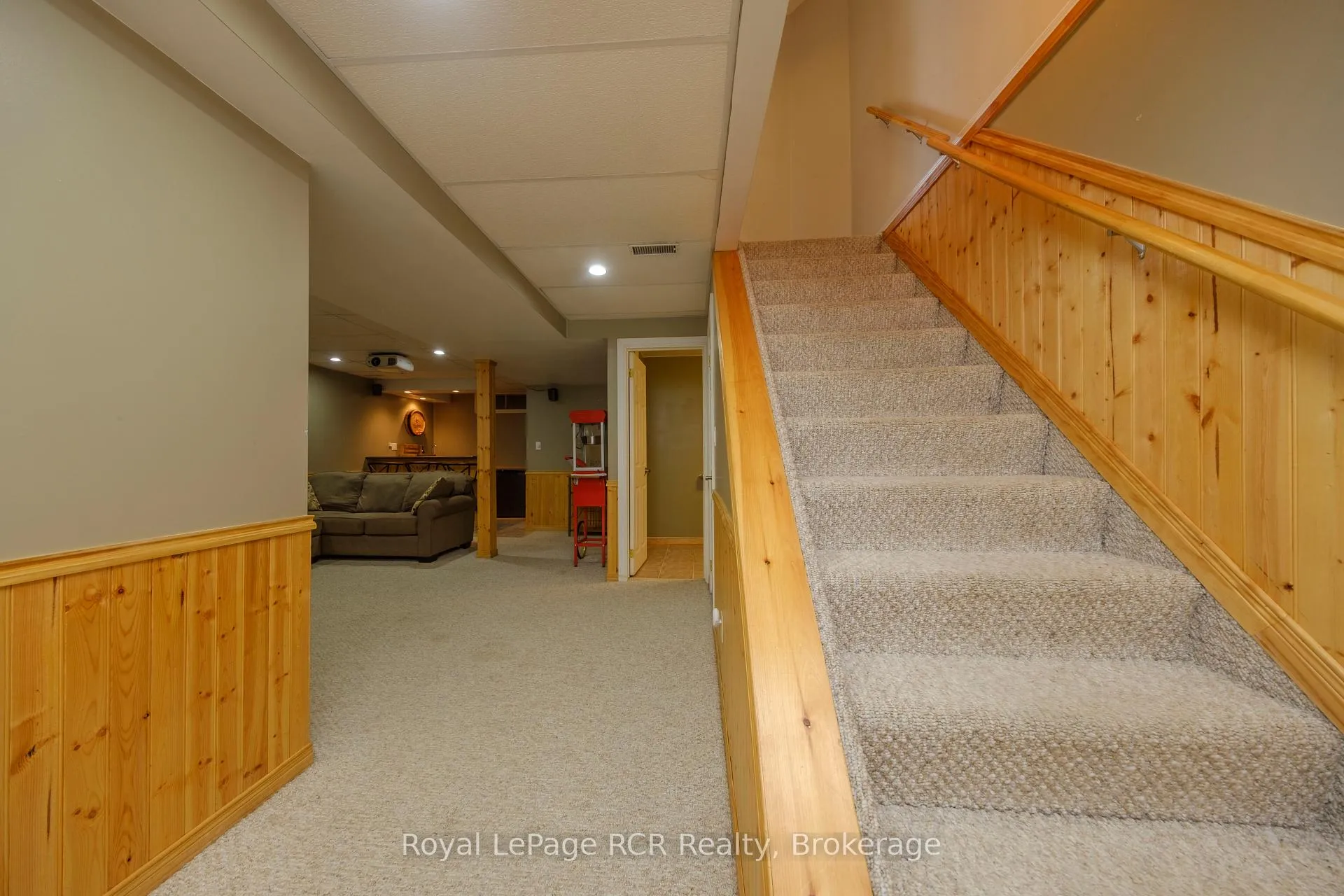 Photo 24 of 821 Mackendrick Drive, Kincardine — HOMEH