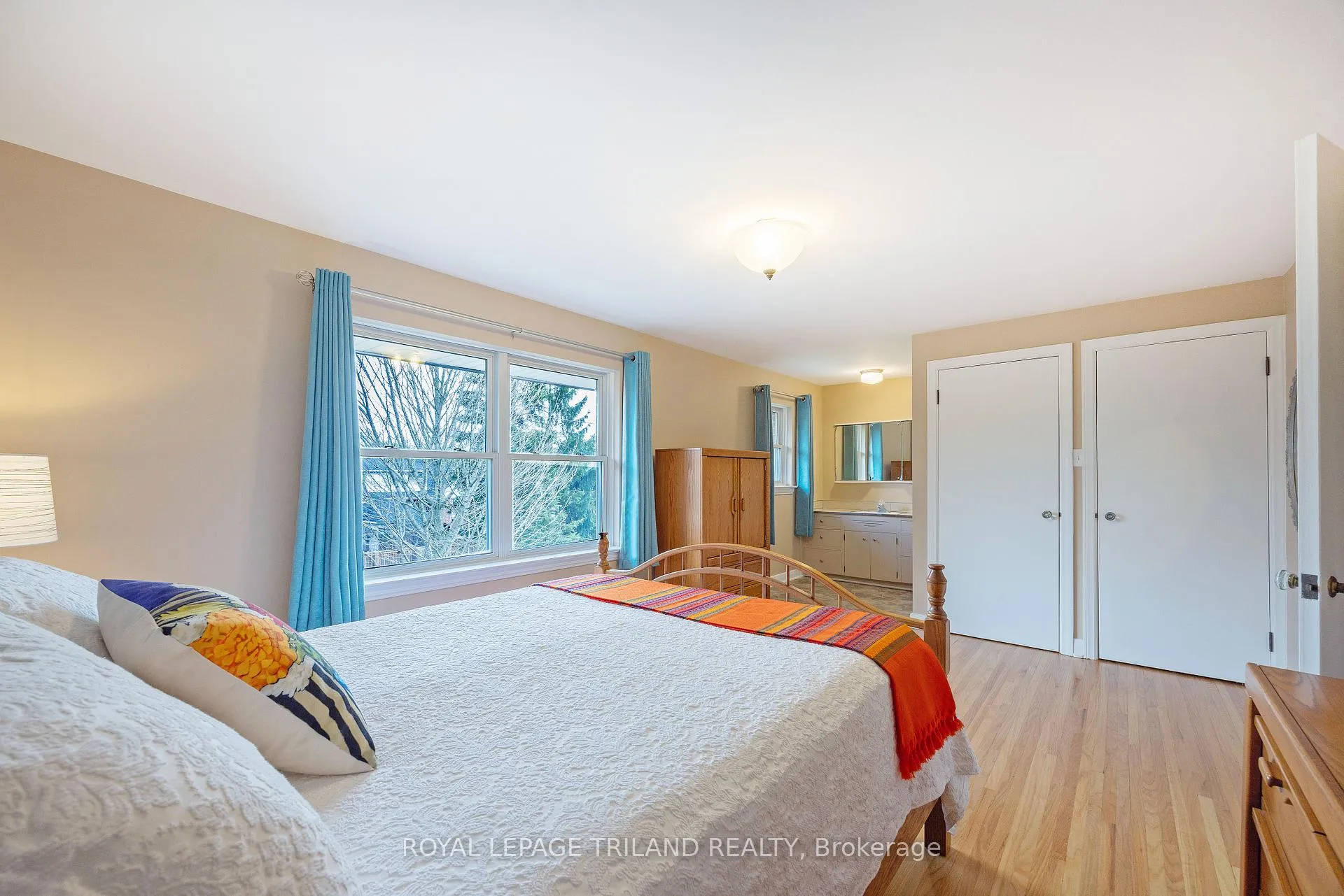 Photo 24 of 6 Rosel Crescent, London, South G — HOMEH