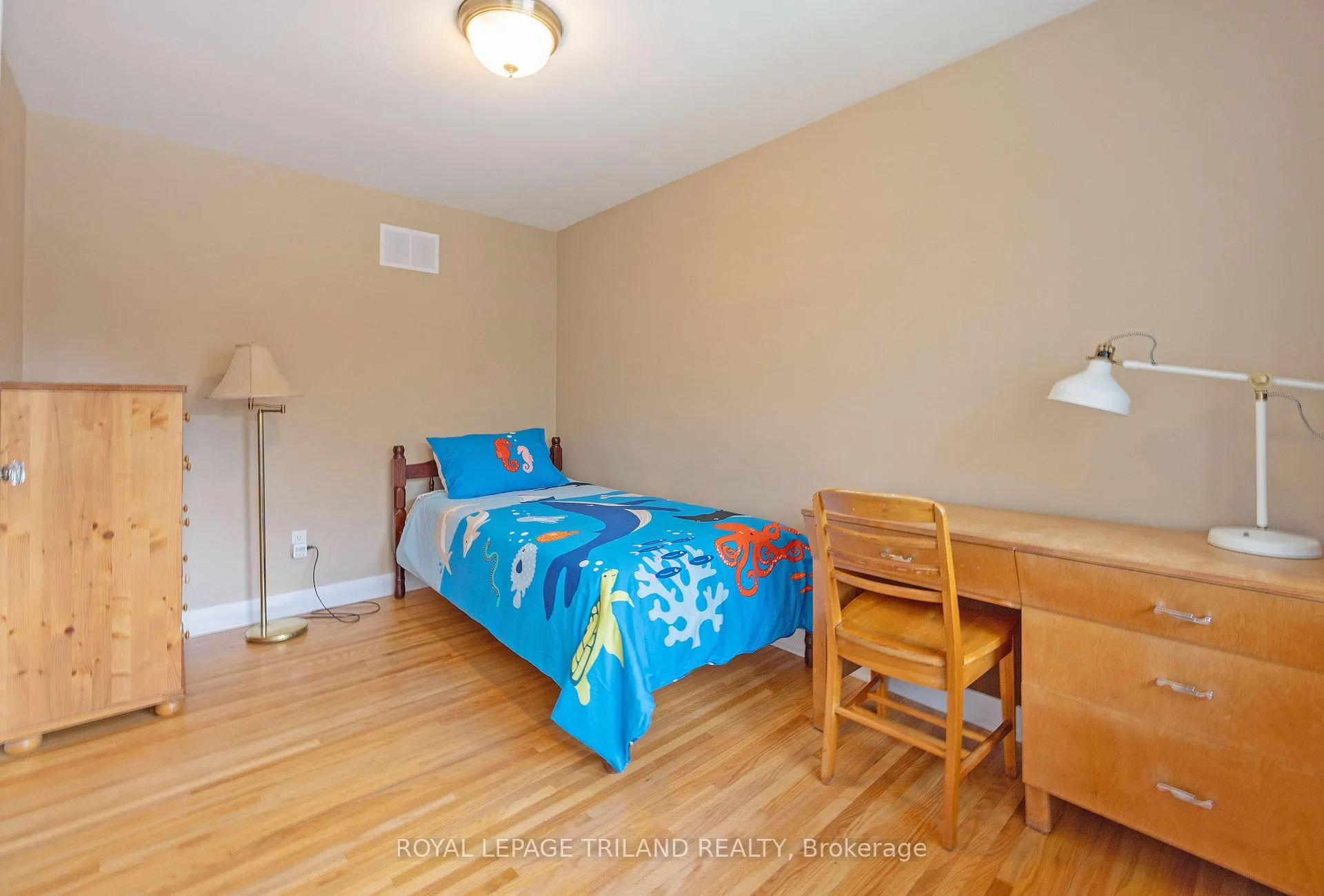 Photo 30 of 6 Rosel Crescent, London, South G — HOMEH