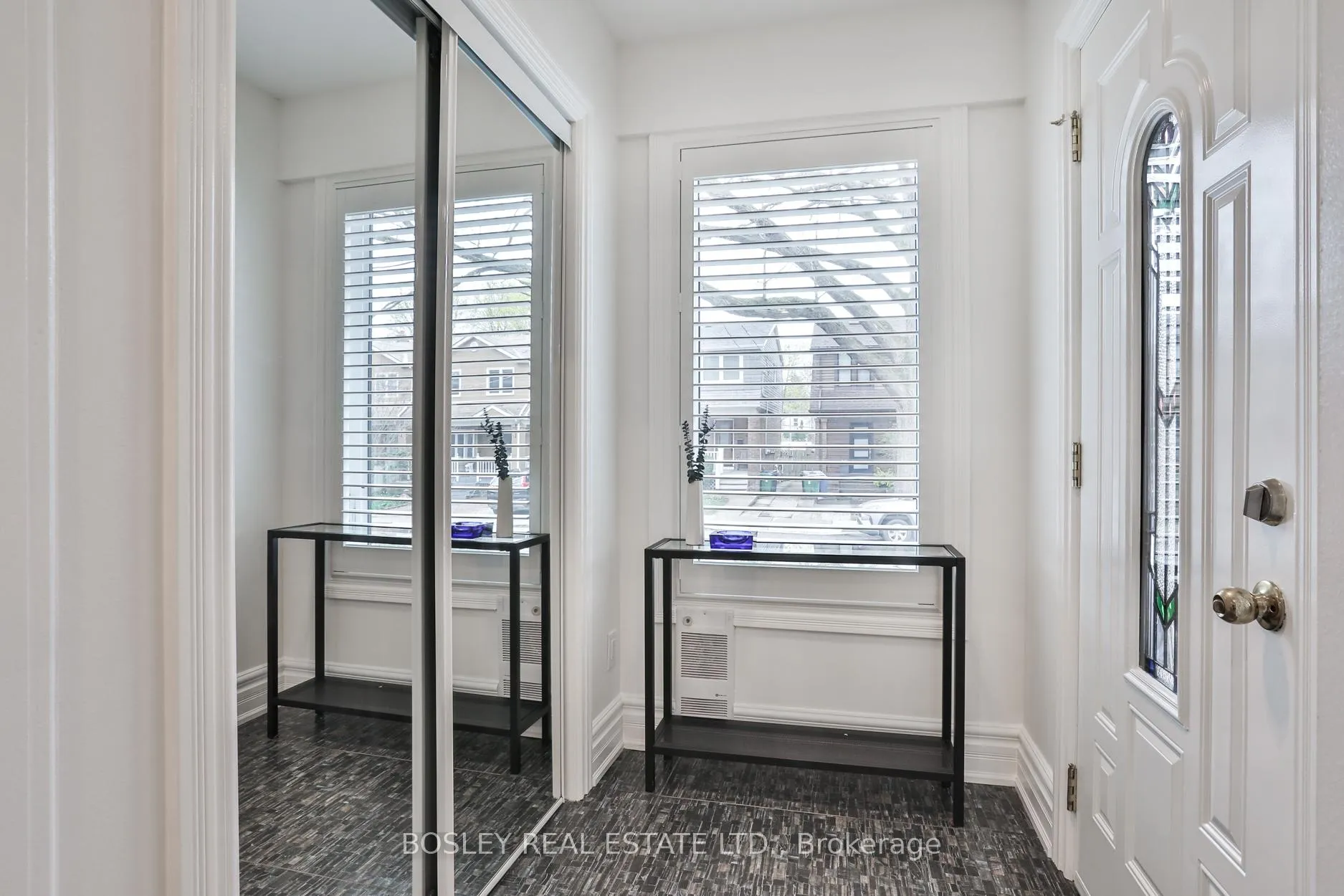 Photo 2 of 489 Balliol Street, Toronto, Mount Pleasant East — HOMEH