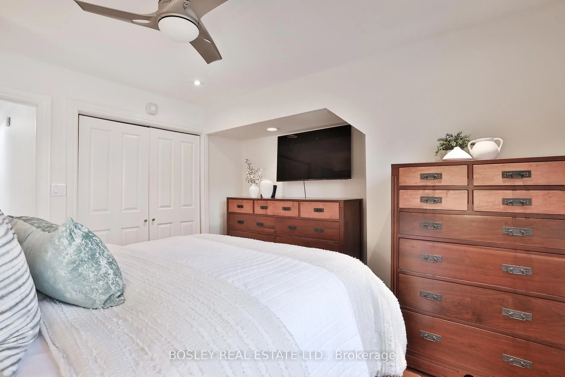 Photo 19 of 489 Balliol Street, Toronto, Mount Pleasant East — HOMEH