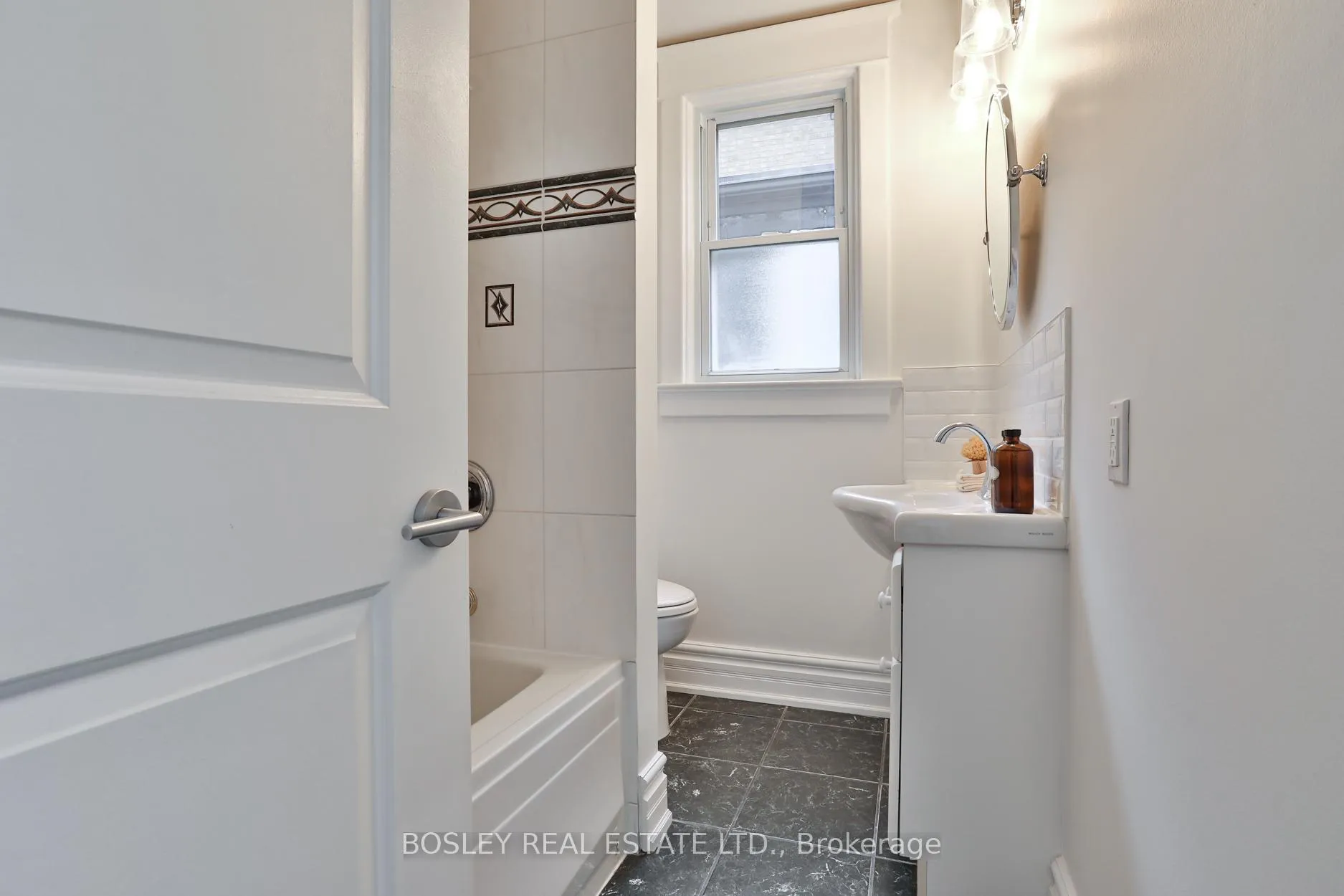 Photo 25 of 489 Balliol Street, Toronto, Mount Pleasant East — HOMEH