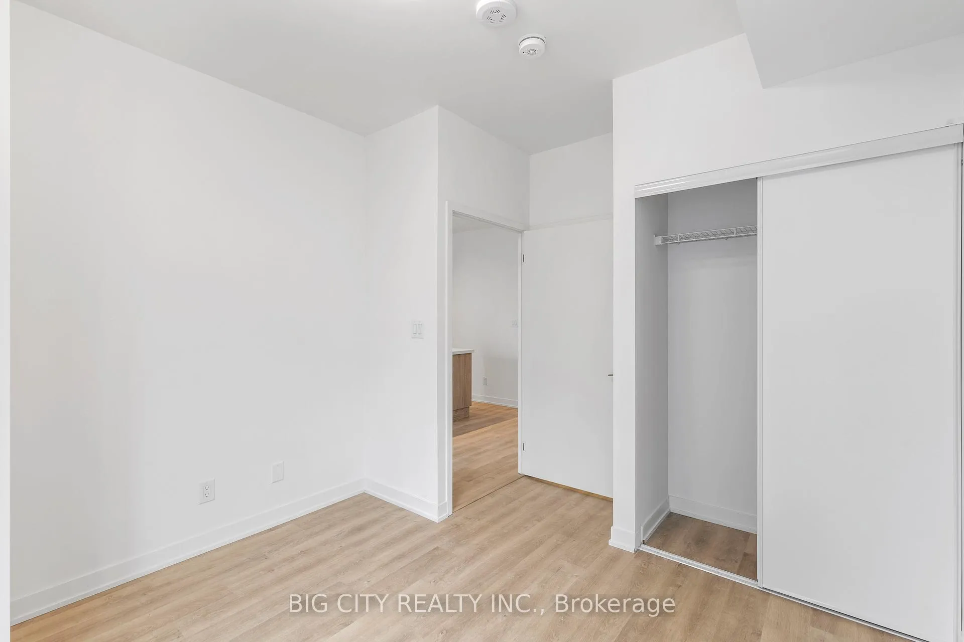 Photo 12 of Unit 517, 8119 Birchmount Road, Markham, Unionville — HOMEH