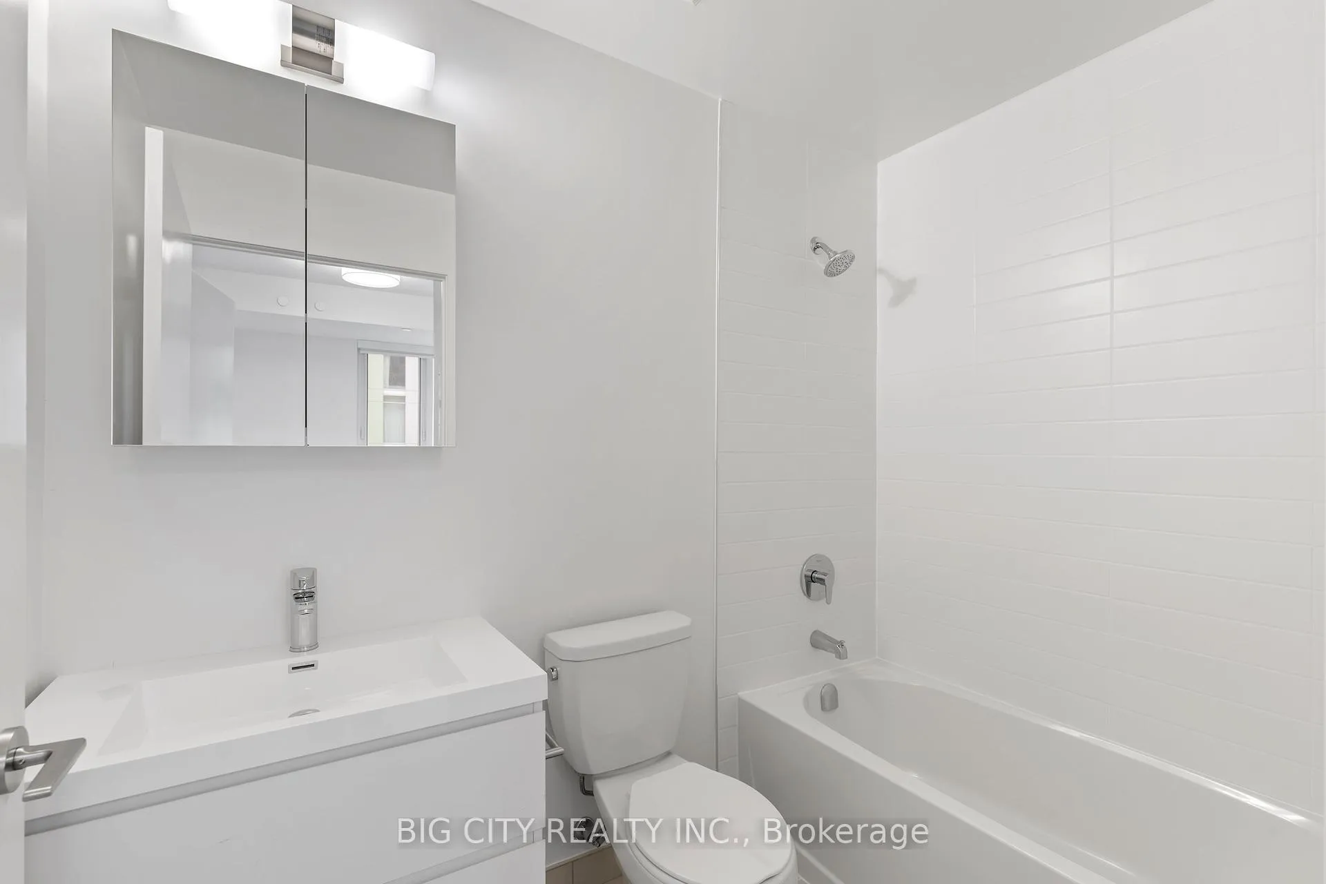Photo 14 of Unit 517, 8119 Birchmount Road, Markham, Unionville — HOMEH