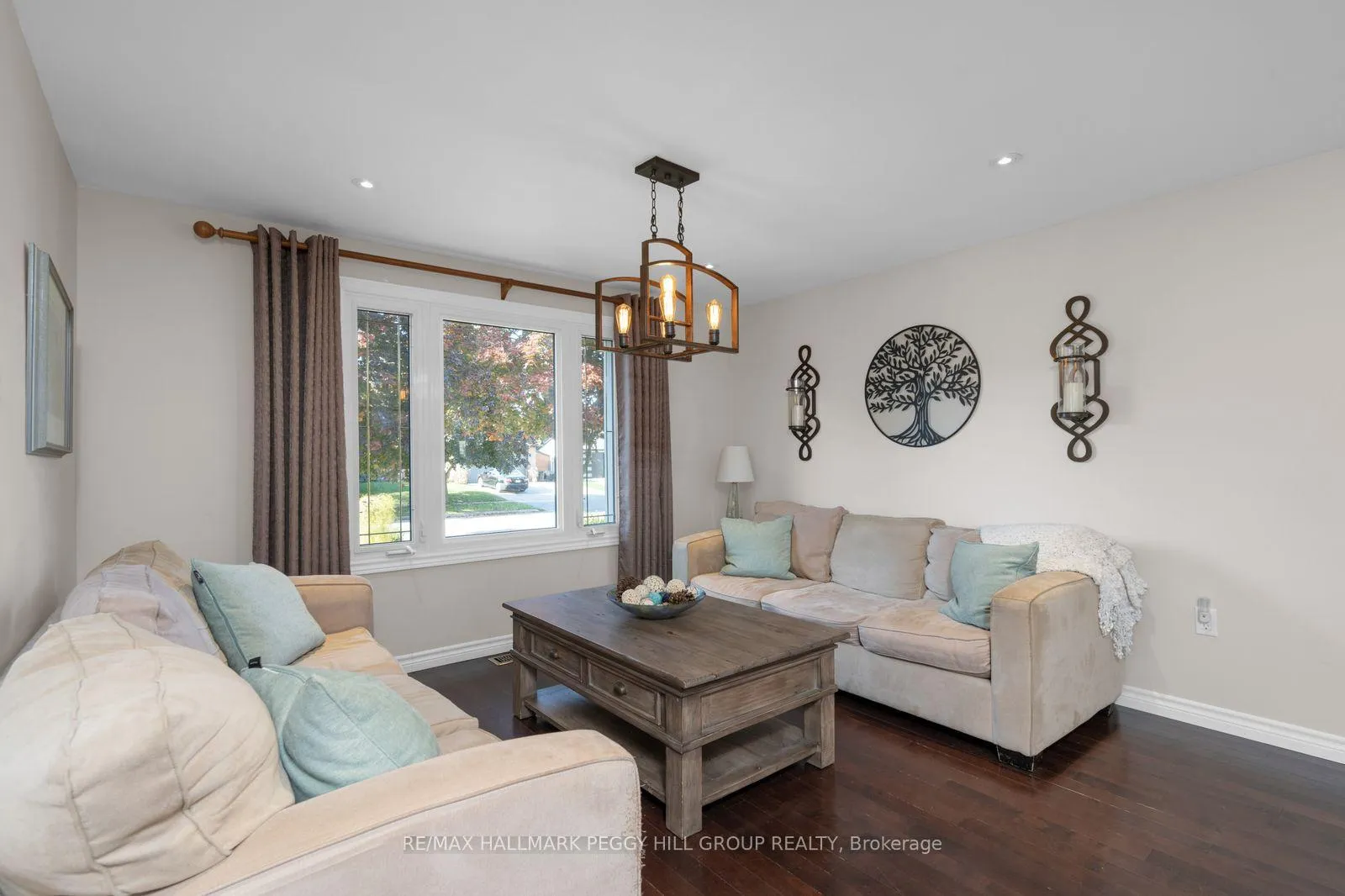 Photo 5 of 13 Coles Street, Barrie, Sunnidale — HOMEH