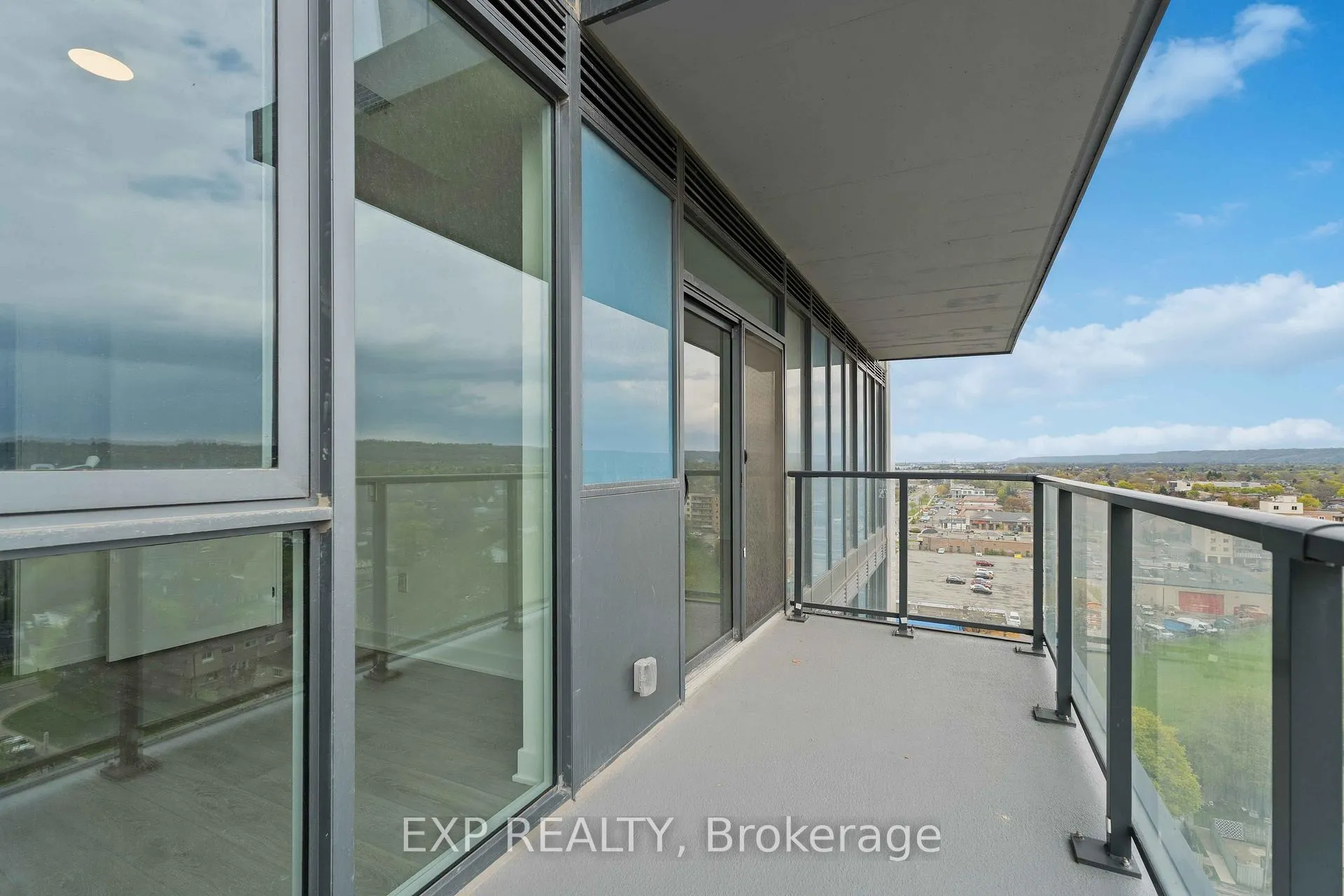 Photo 19 of Unit 1017, 2782 Barton Street E, Hamilton, Riverdale — HOMEH