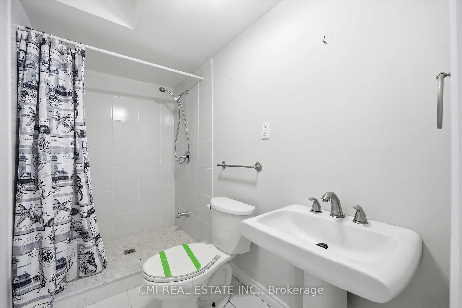 Photo 36 of 107 Venice Gate Drive, Vaughan, Vellore Village — HOMEH