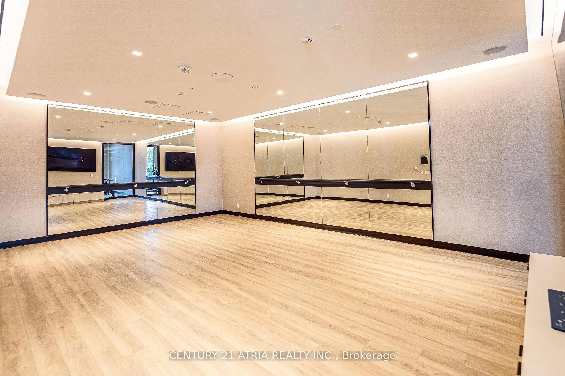 Photo 39 of Unit 1820, 2020 Bathurst Street, Toronto, Humewood-Cedarvale — HOMEH