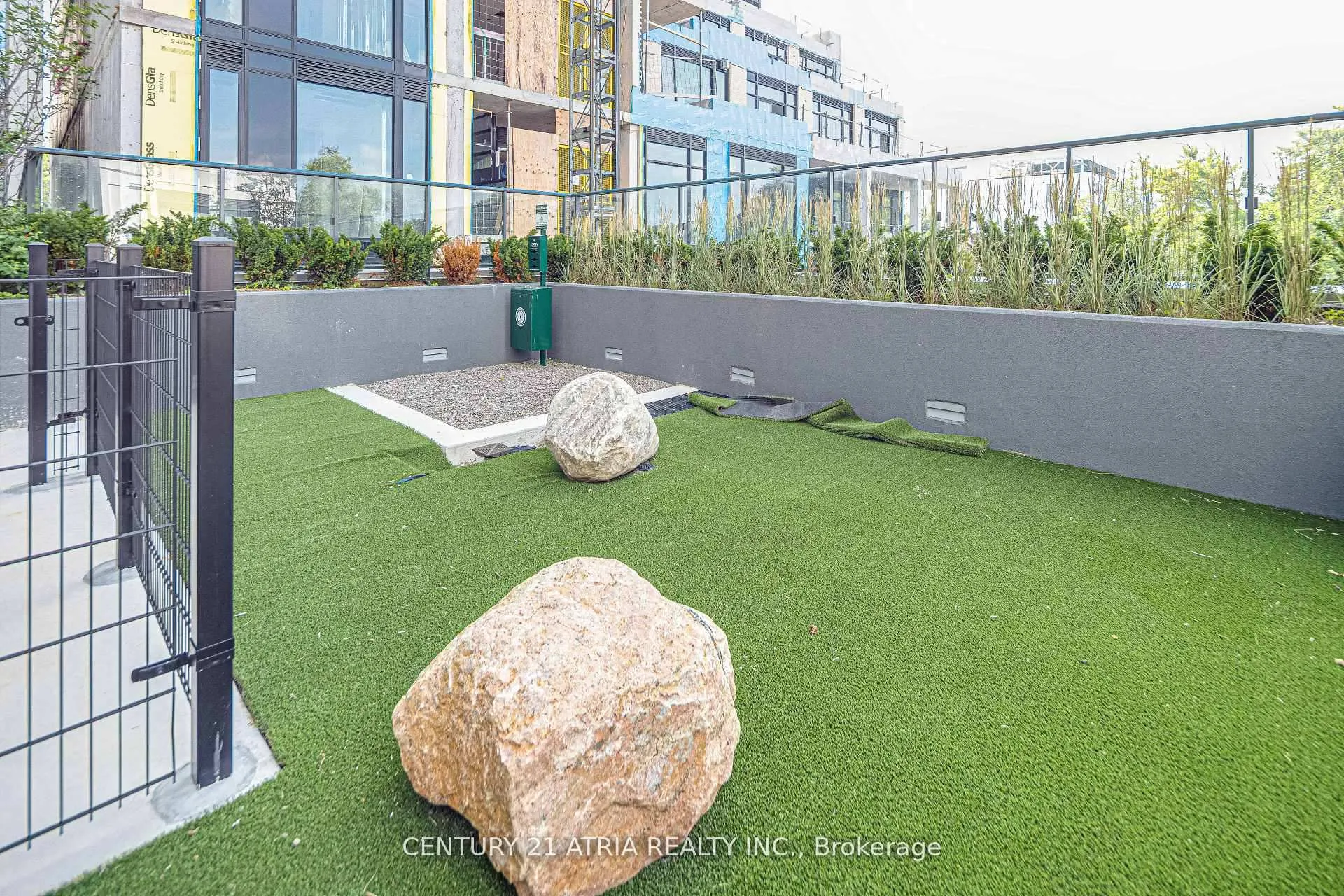 Photo 42 of Unit 1820, 2020 Bathurst Street, Toronto, Humewood-Cedarvale — HOMEH