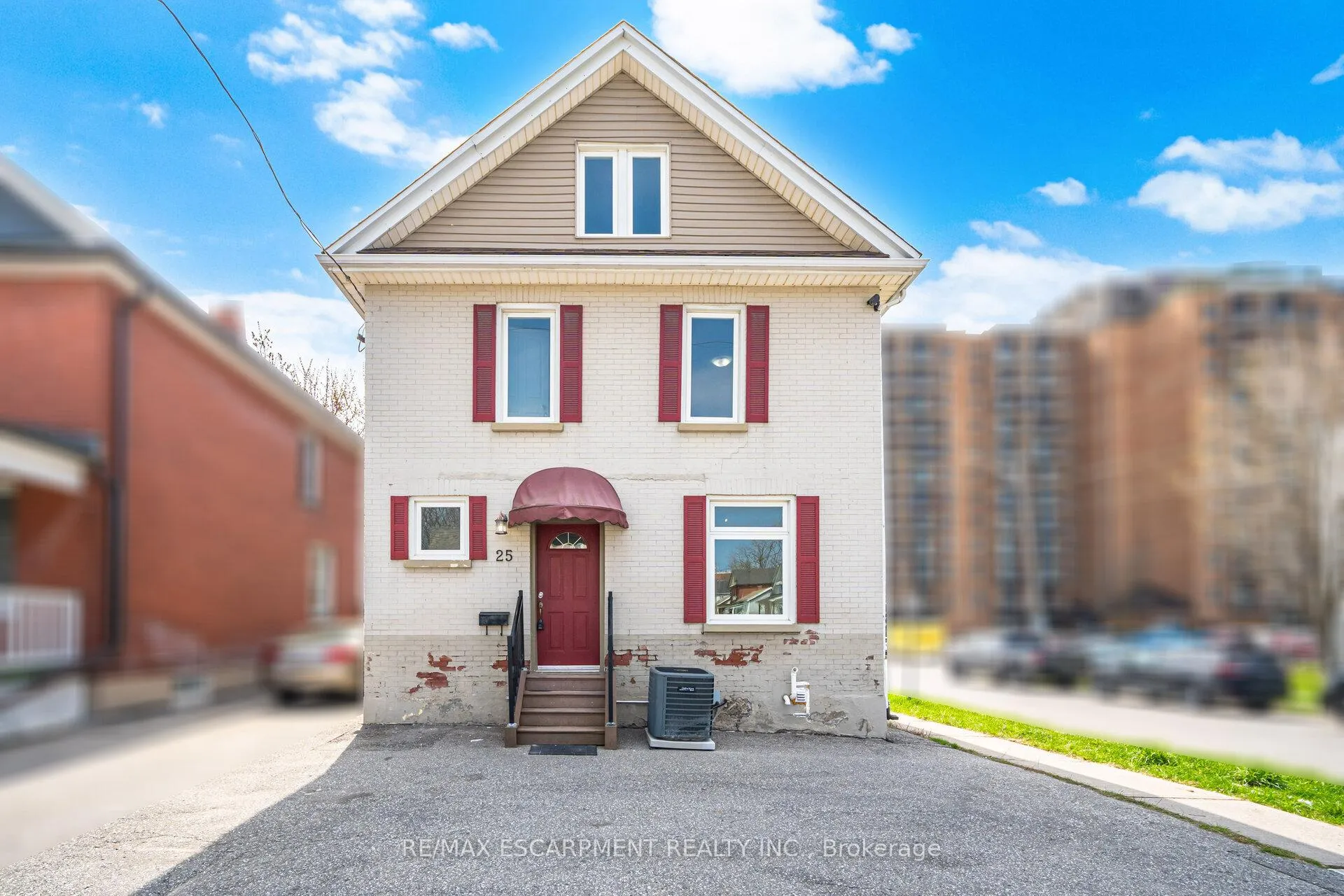 Photo 1 of 25 Colborne Street W, Oshawa, O'Neill — HOMEH