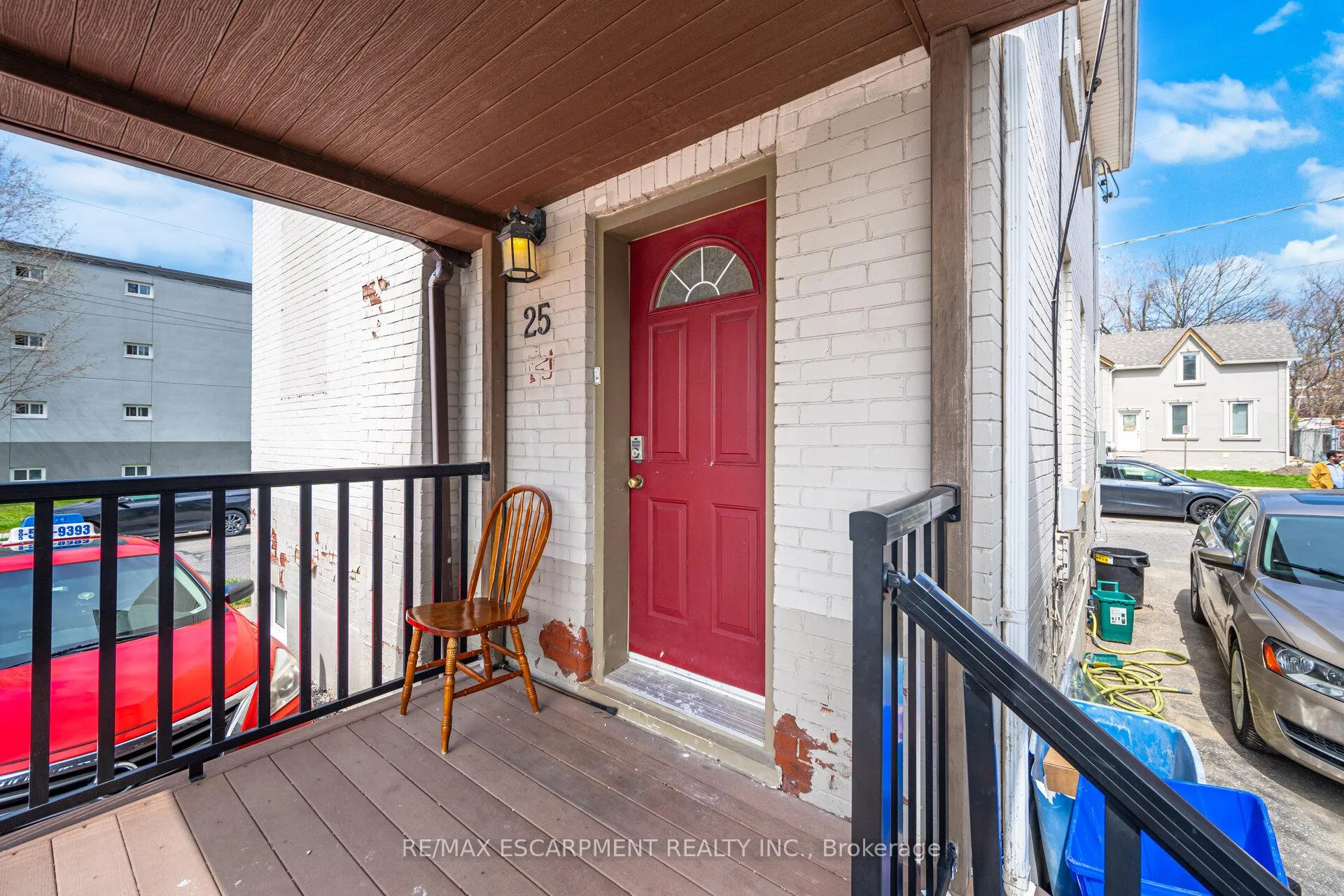 Photo 4 of 25 Colborne Street W, Oshawa, O'Neill — HOMEH