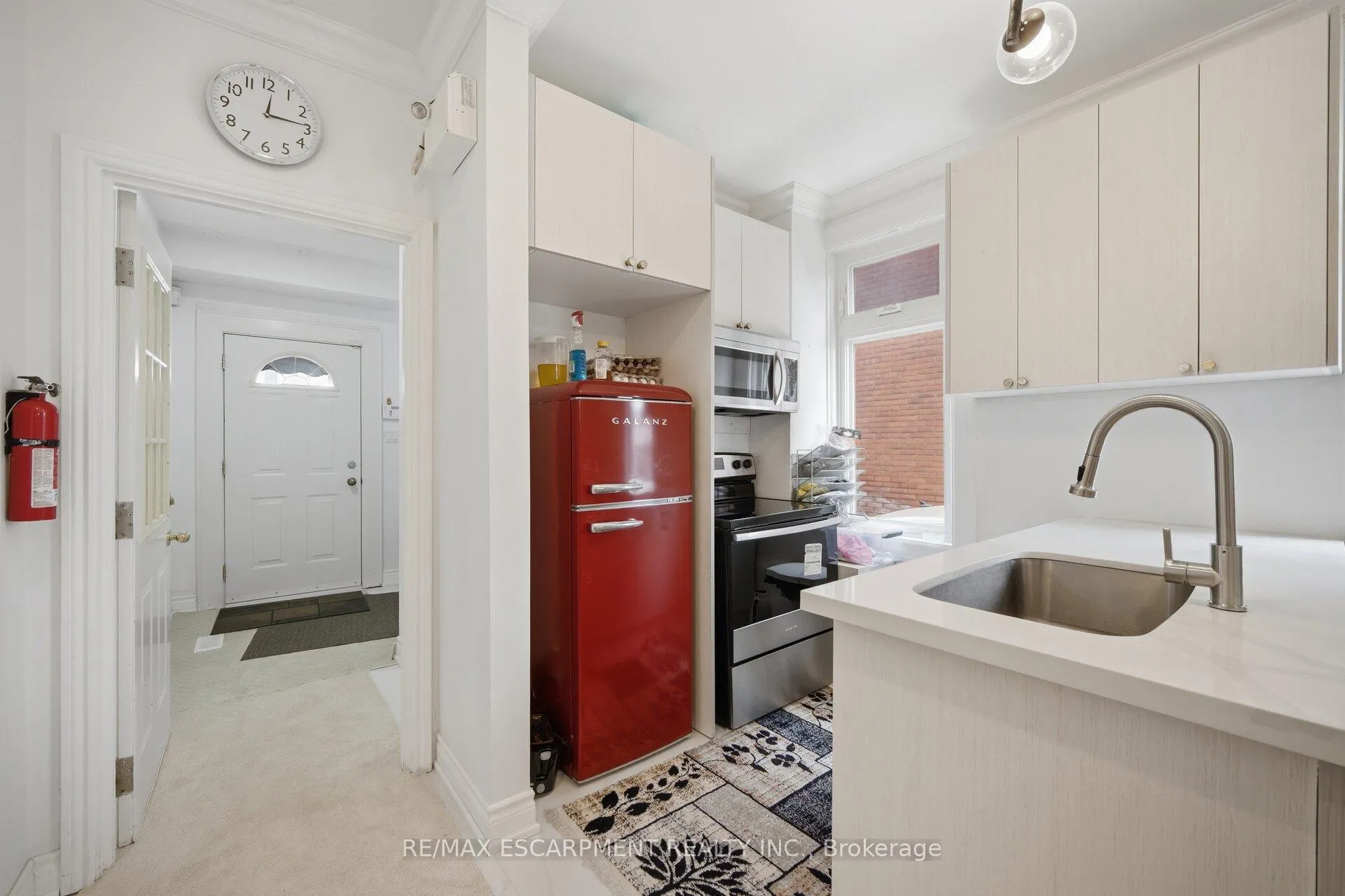Photo 11 of 25 Colborne Street W, Oshawa, O'Neill — HOMEH
