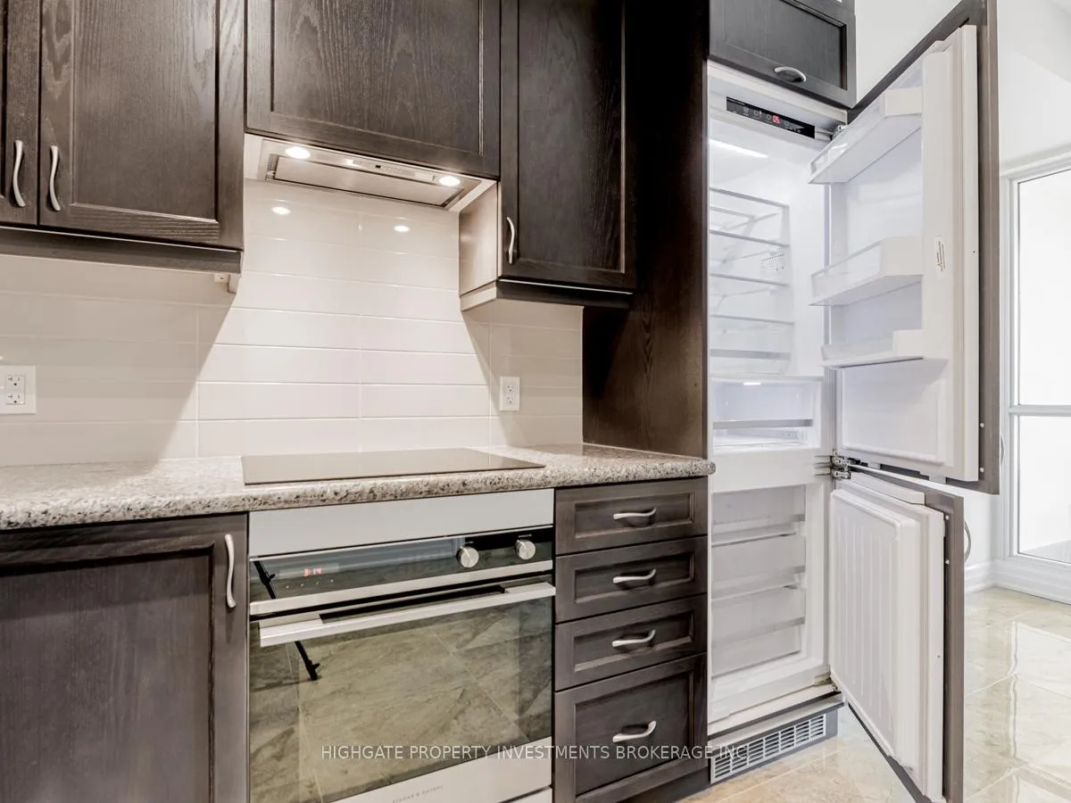 Photo 12 of Unit 501, 9085 Jane Street, Vaughan, Concord — HOMEH