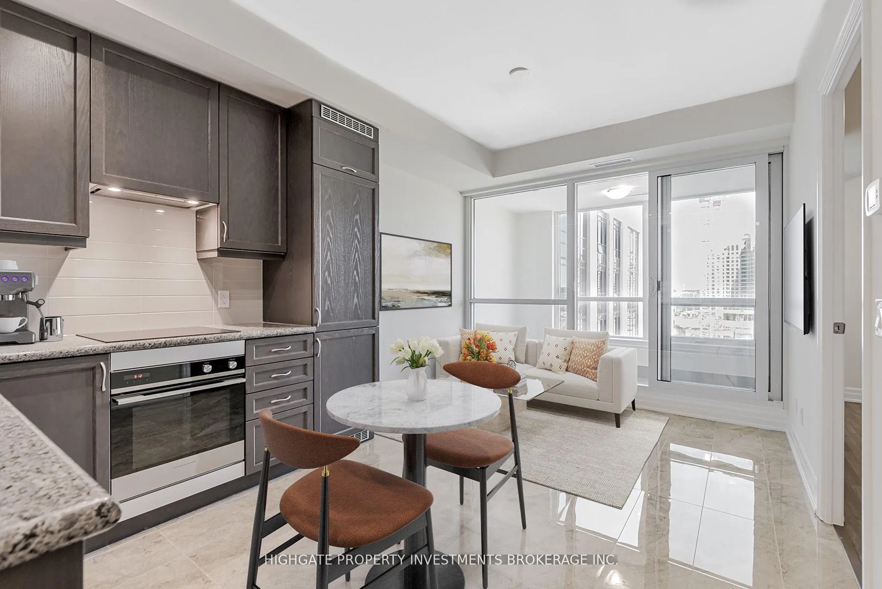 Photo 13 of Unit 501, 9085 Jane Street, Vaughan, Concord — HOMEH