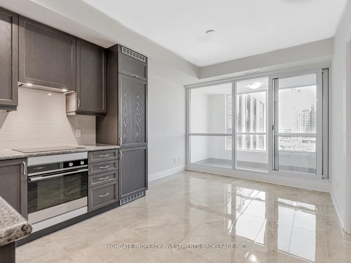 Photo 14 of Unit 501, 9085 Jane Street, Vaughan, Concord — HOMEH