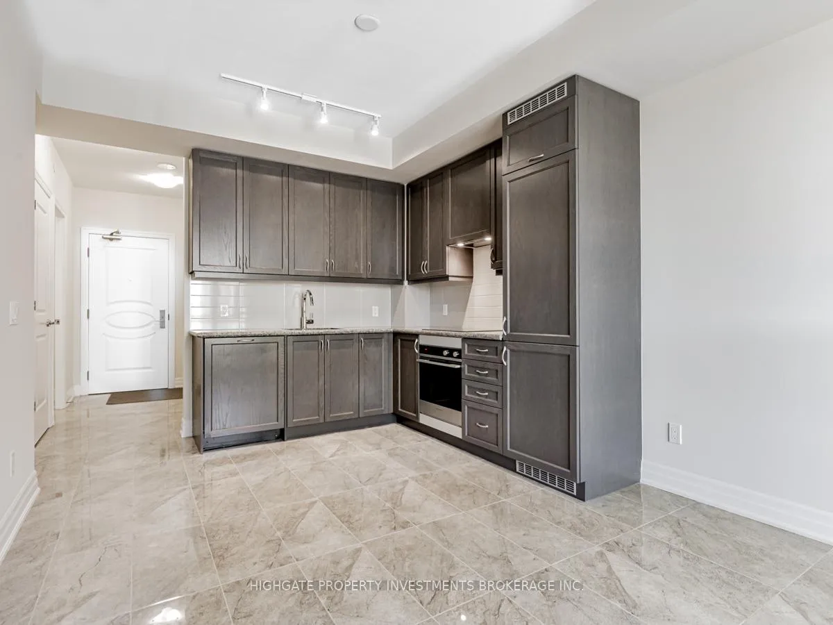 Photo 17 of Unit 501, 9085 Jane Street, Vaughan, Concord — HOMEH