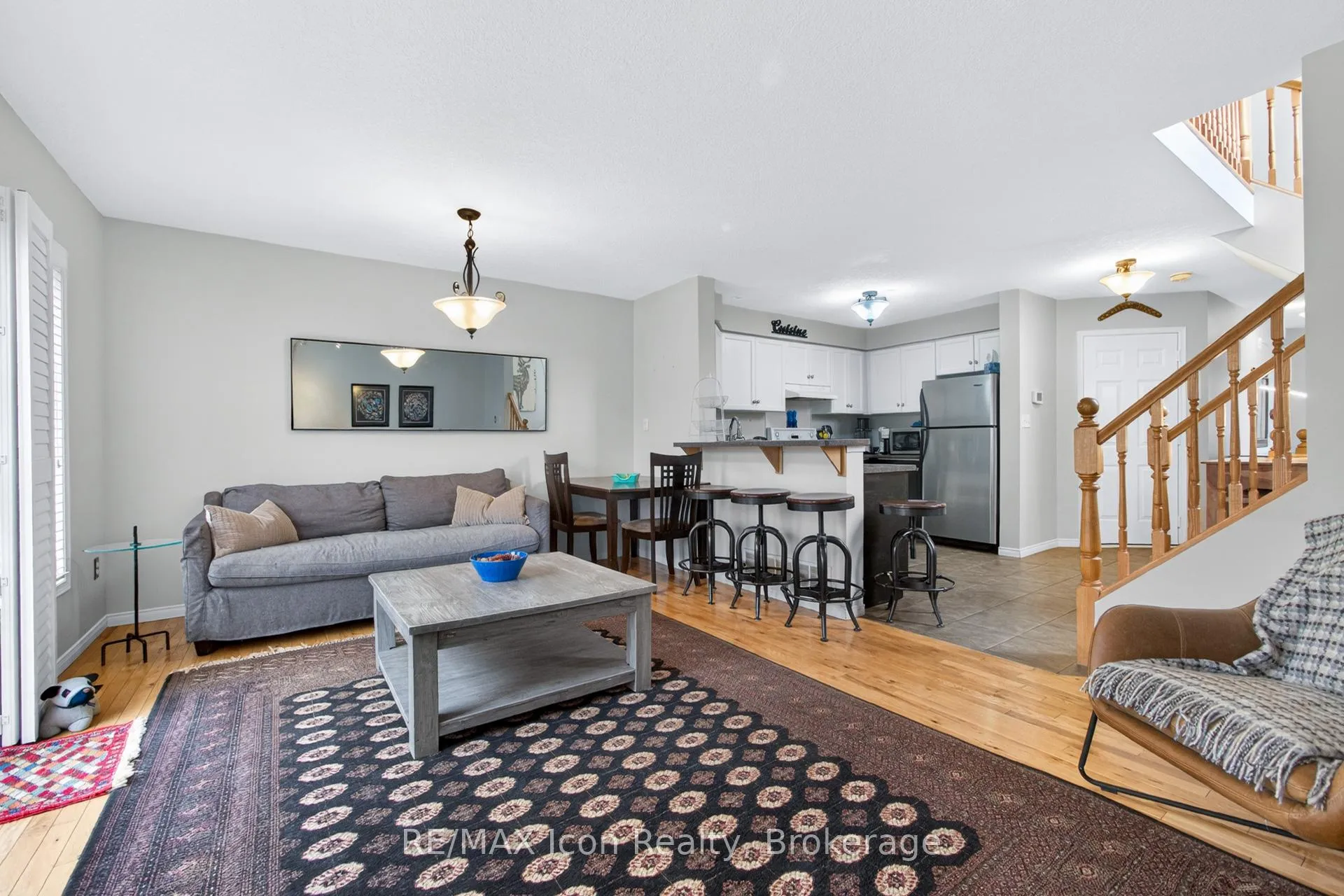 Photo 17 of 537 Beaver Creek Crescent, Waterloo, Columbia Forest — HOMEH