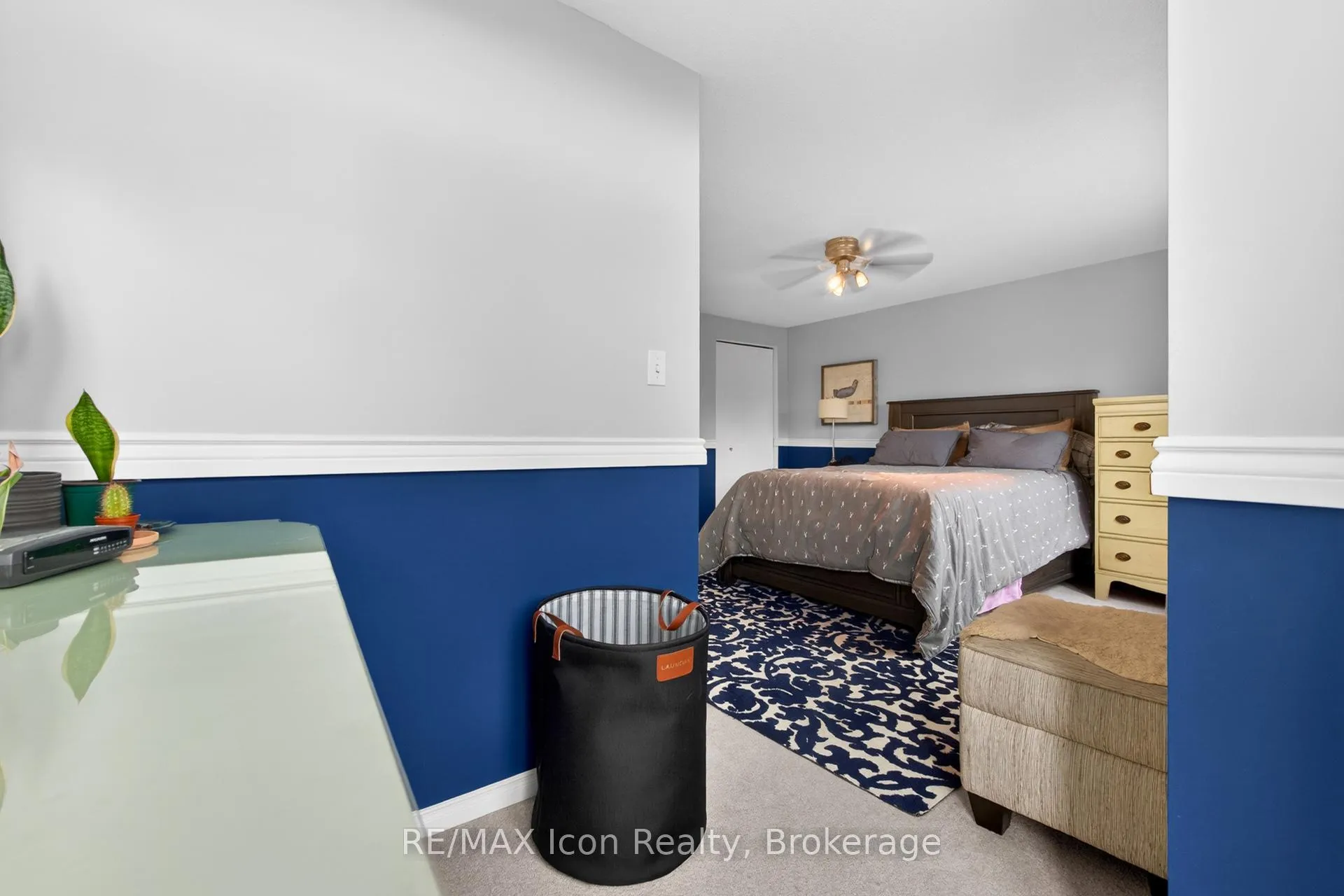 Photo 33 of 537 Beaver Creek Crescent, Waterloo, Columbia Forest — HOMEH