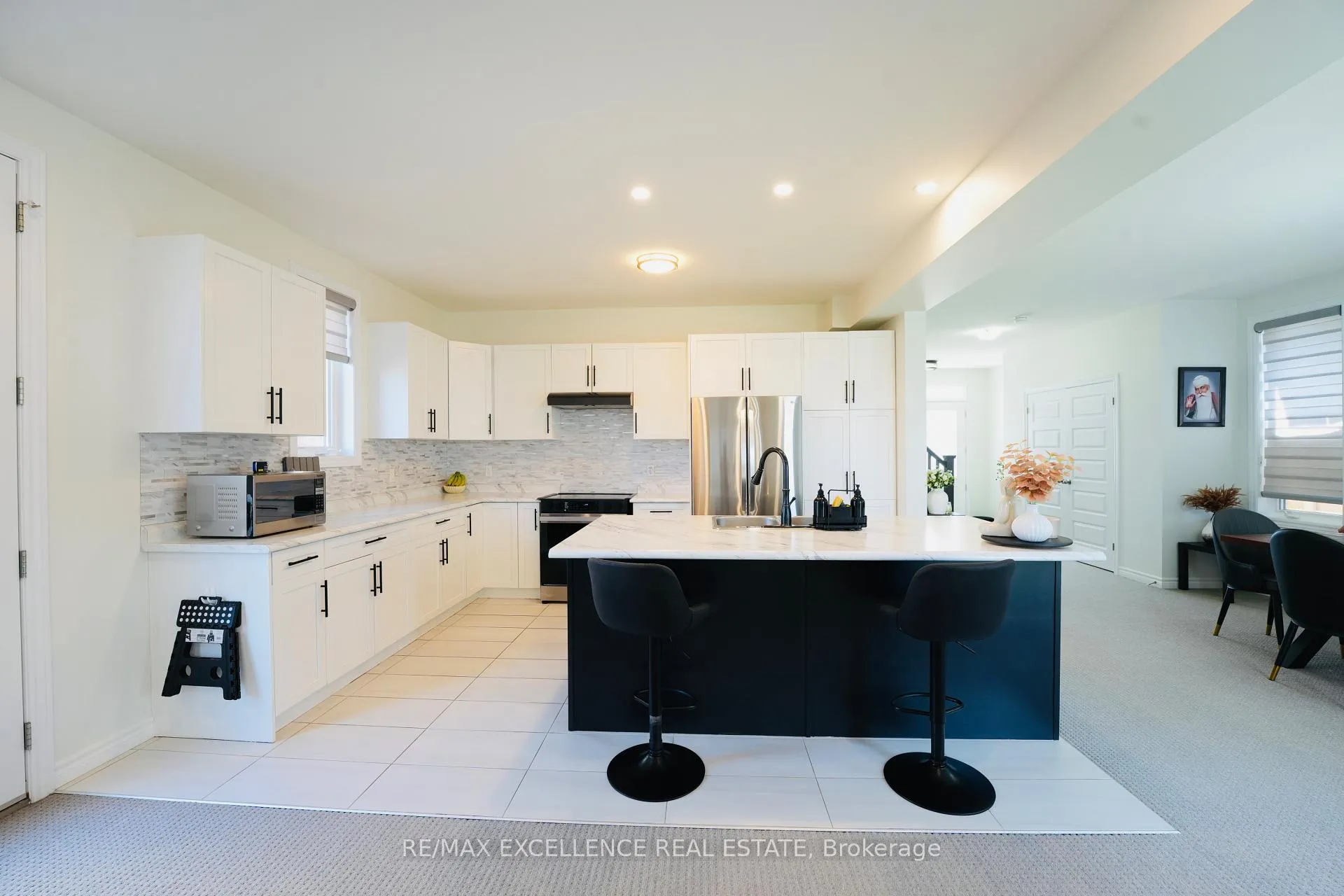 Photo 7 of 1689 Aukett Drive, London, North D — HOMEH