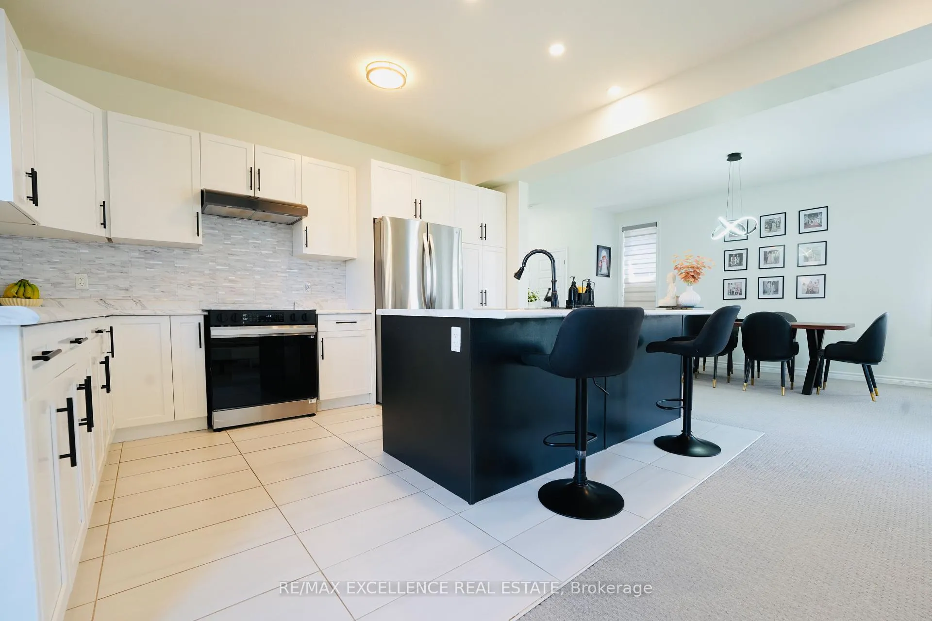 Photo 9 of 1689 Aukett Drive, London, North D — HOMEH