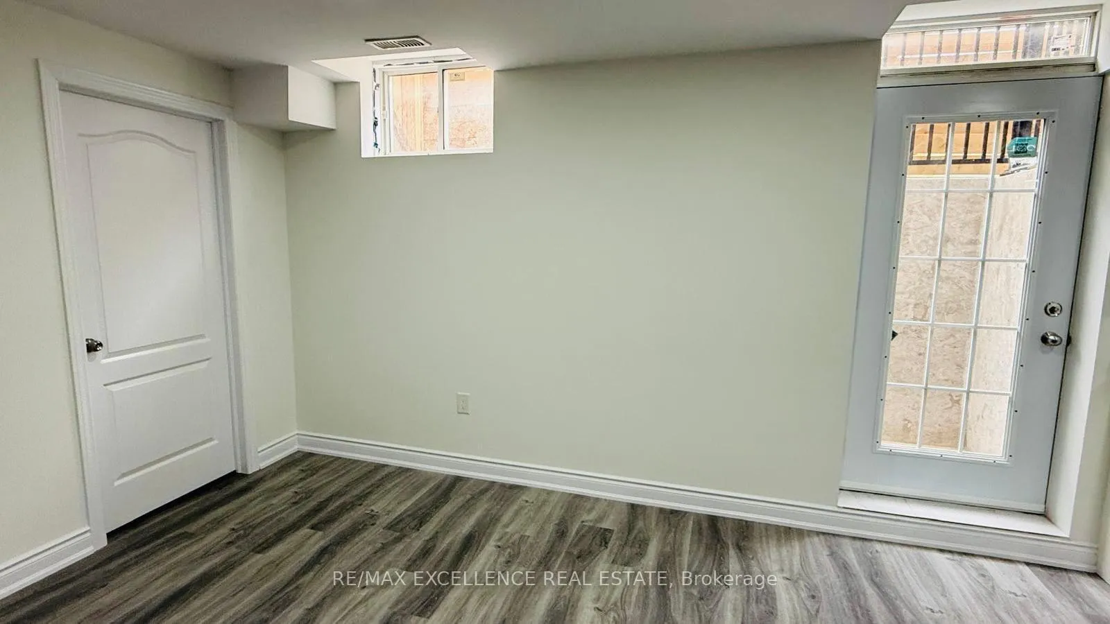 Photo 47 of 1689 Aukett Drive, London, North D — HOMEH