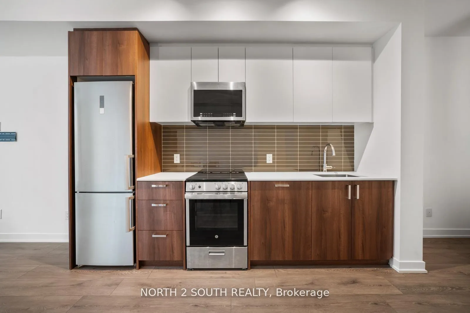 Front of Unit 213, 1787 St Clair Avenue W