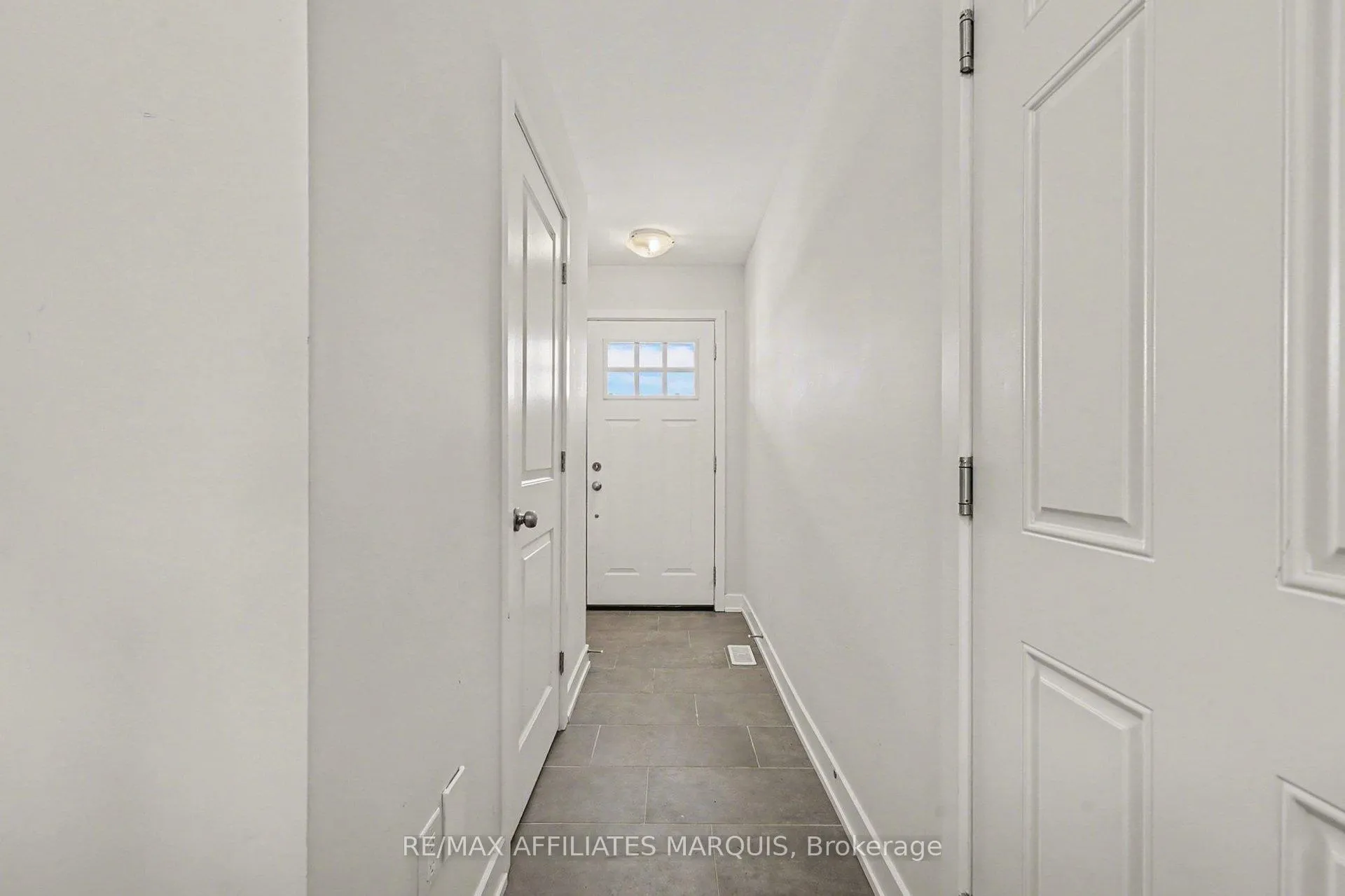 Photo of 97 Whitcomb Crescent
