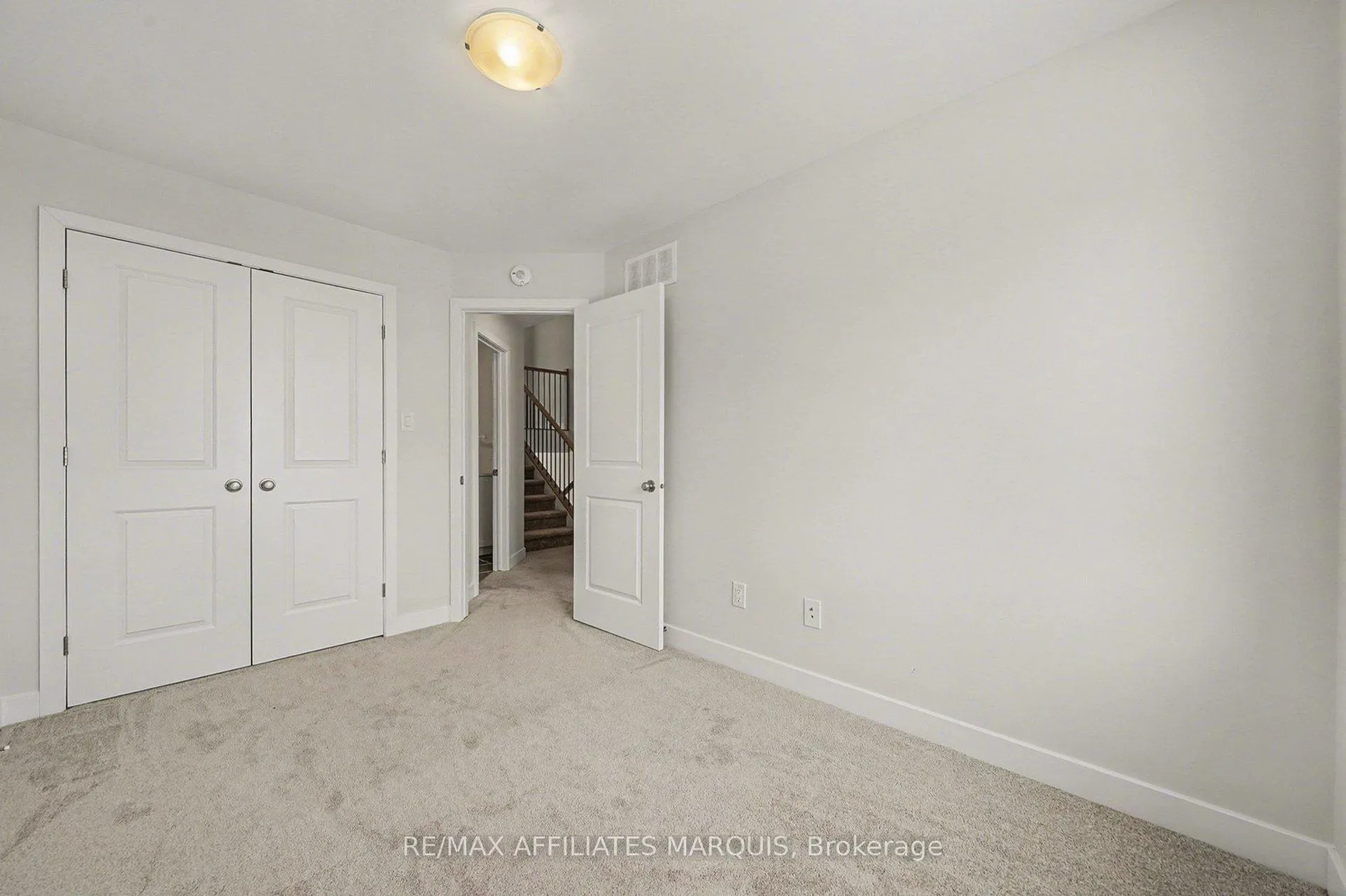 Photo 10 of 97 Whitcomb Crescent, Smiths Falls — HOMEH